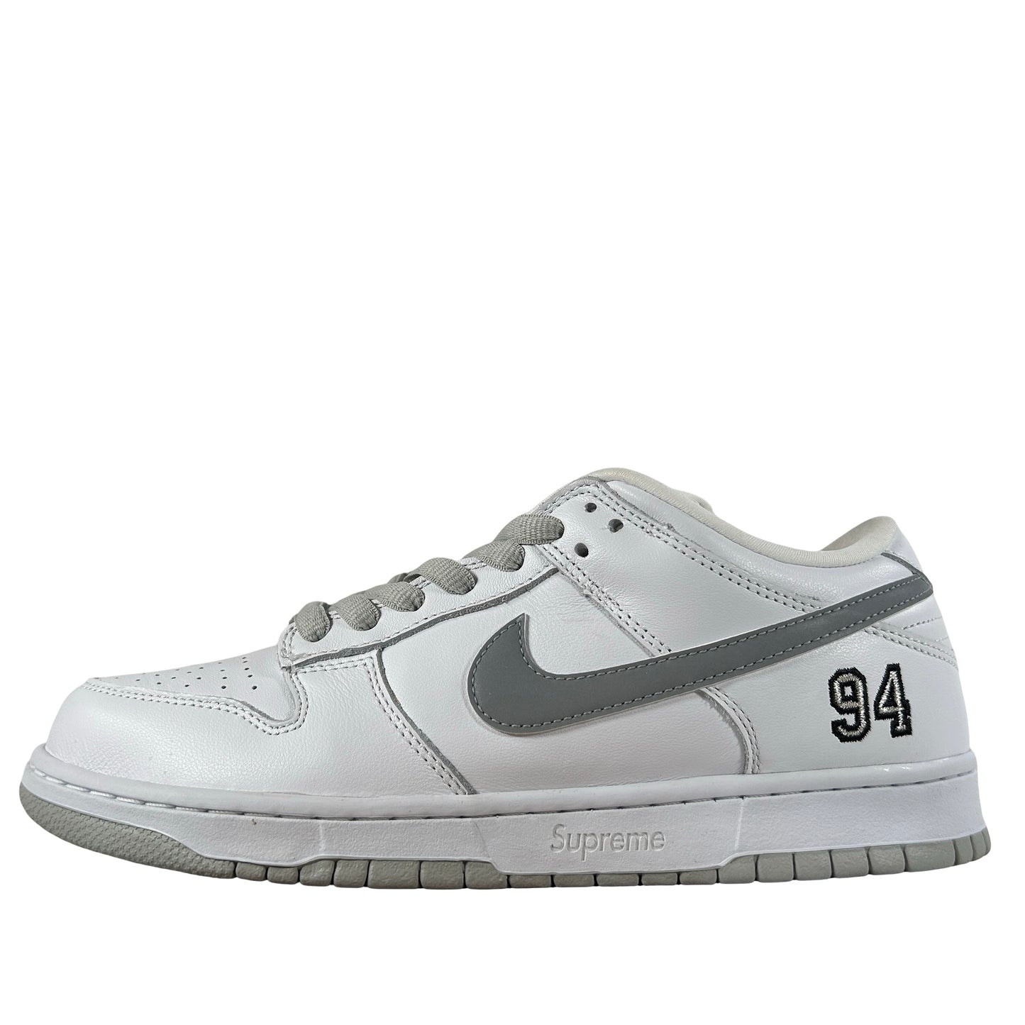 HQ8487 100 Nike SB Dunk Low Supreme 94 White Metallic Silver [USED] - 9.5 M (Used)