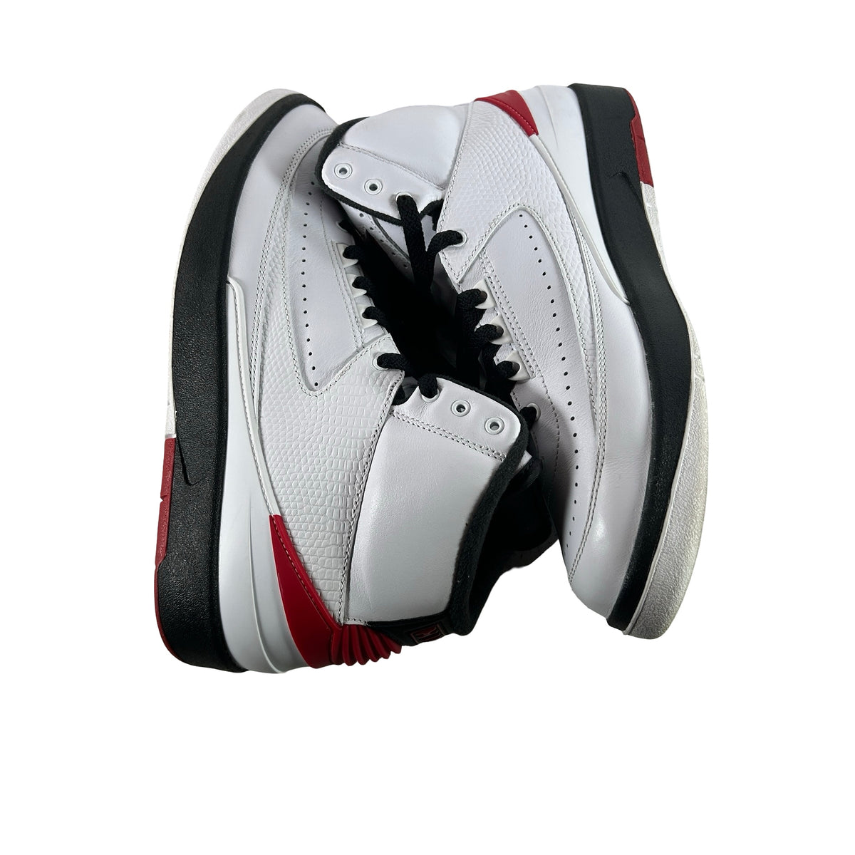 DX2454 106 Jordan 2 Retro OG Chicago (2022) [USED] - 9.5 M (Used10)