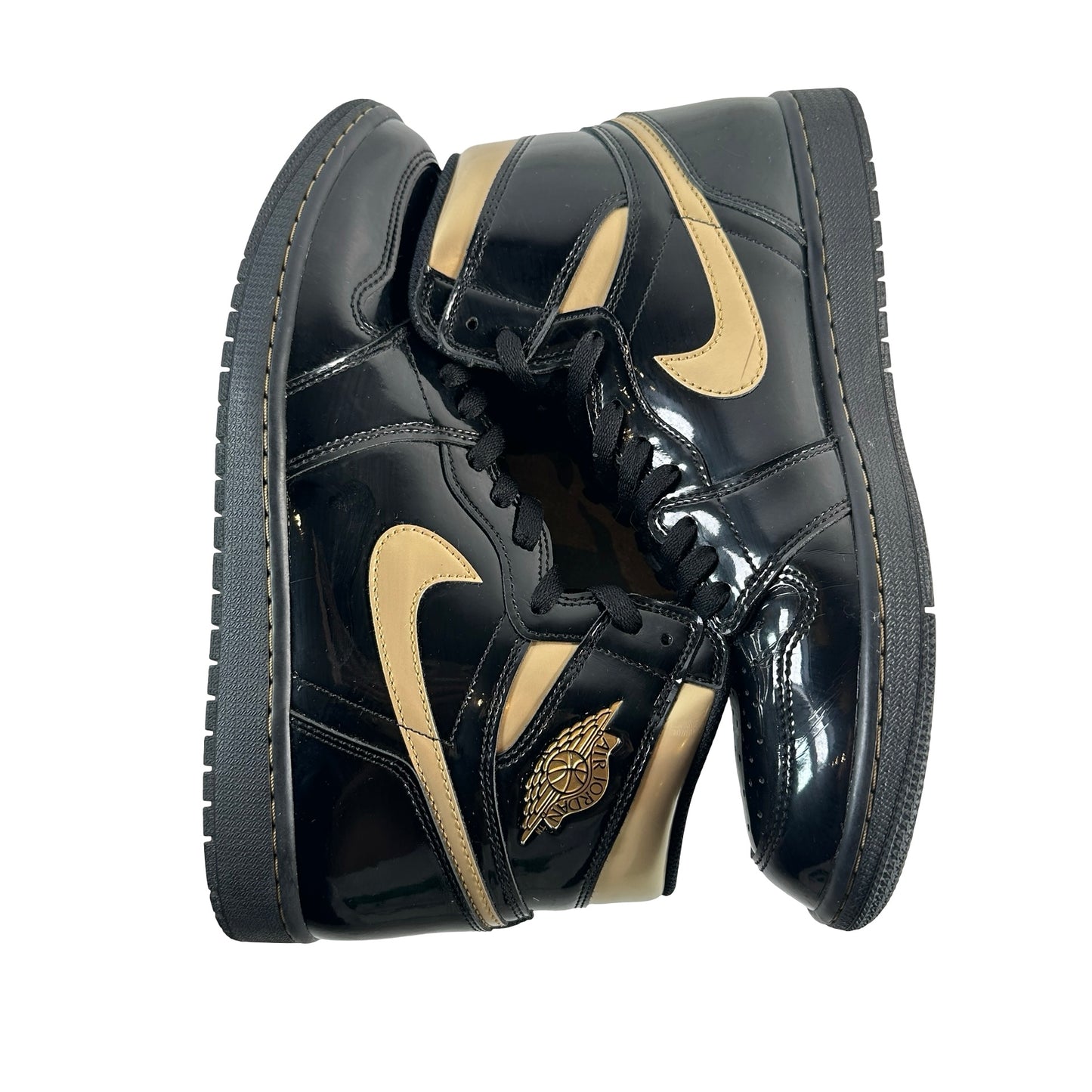 555088 032 Jordan 1 Black/Gold [USED] - 11 M (Used)