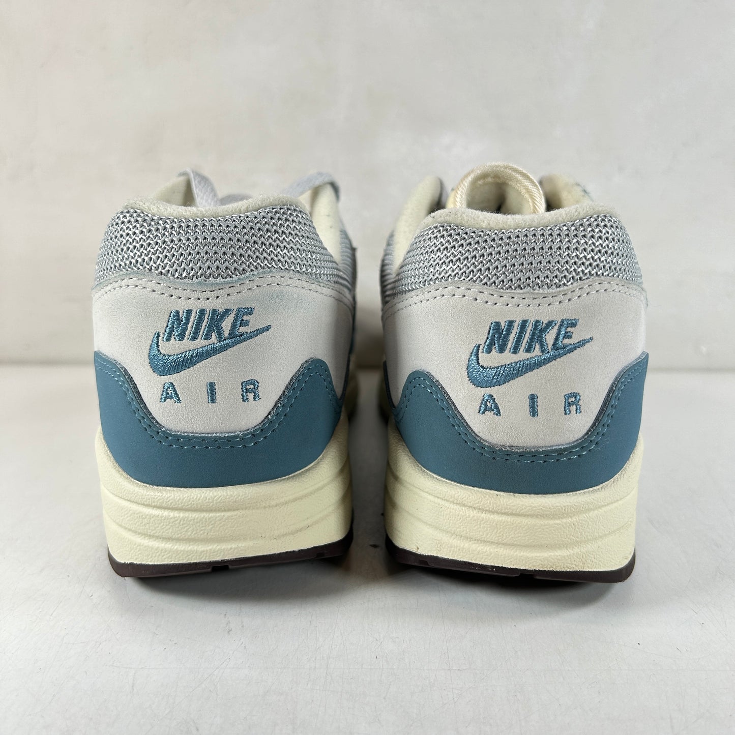 DH1348 004 Nike Air Max 1 Patta Waves Noise Aqua [USED] - 9.5 M (Used)