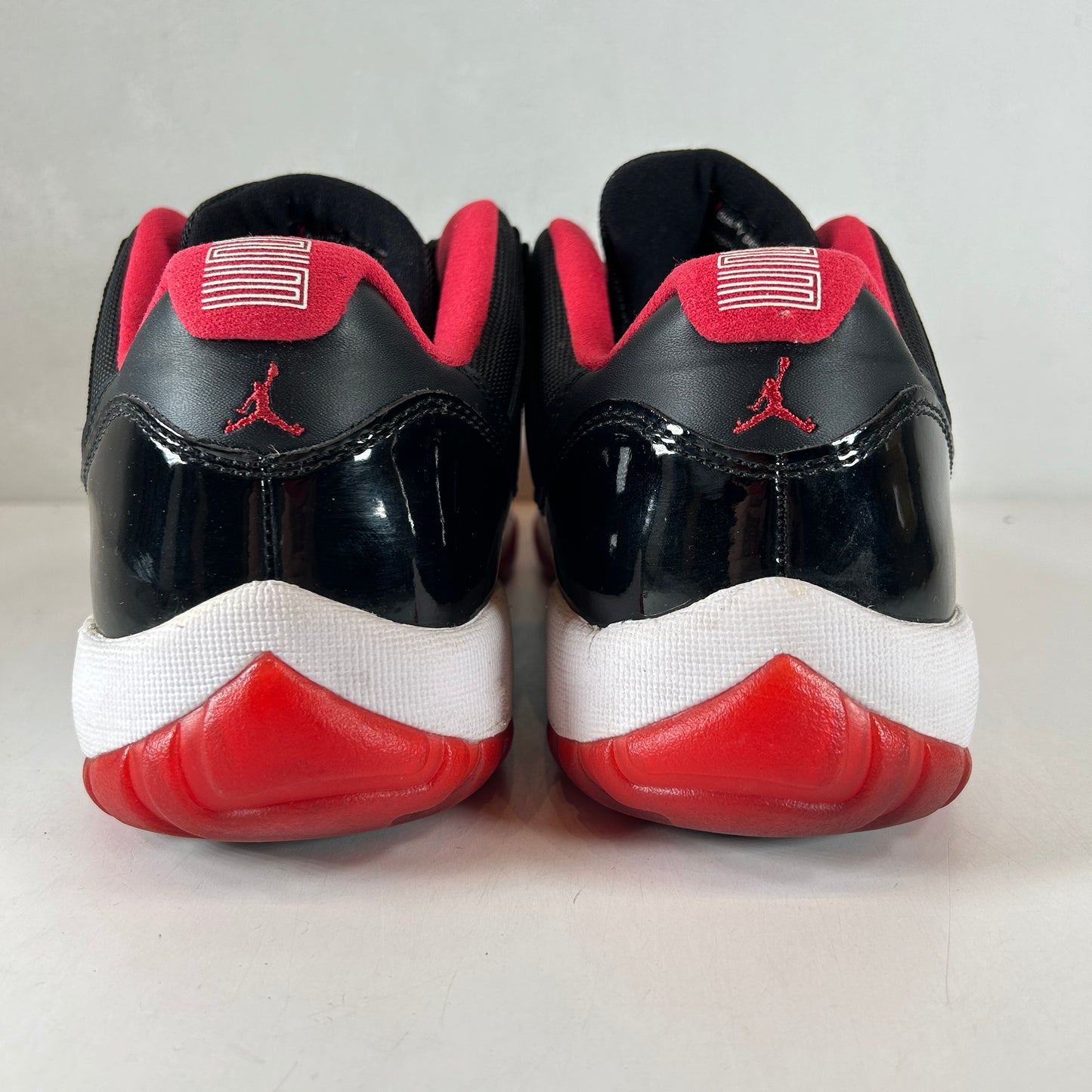 528895 012 Jordan 11 Retro Low Bred [USED] - 11 M (Used)