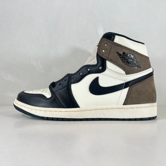 555088 105 Jordan 1 Mocha [USED] - 9.5 M (Used)