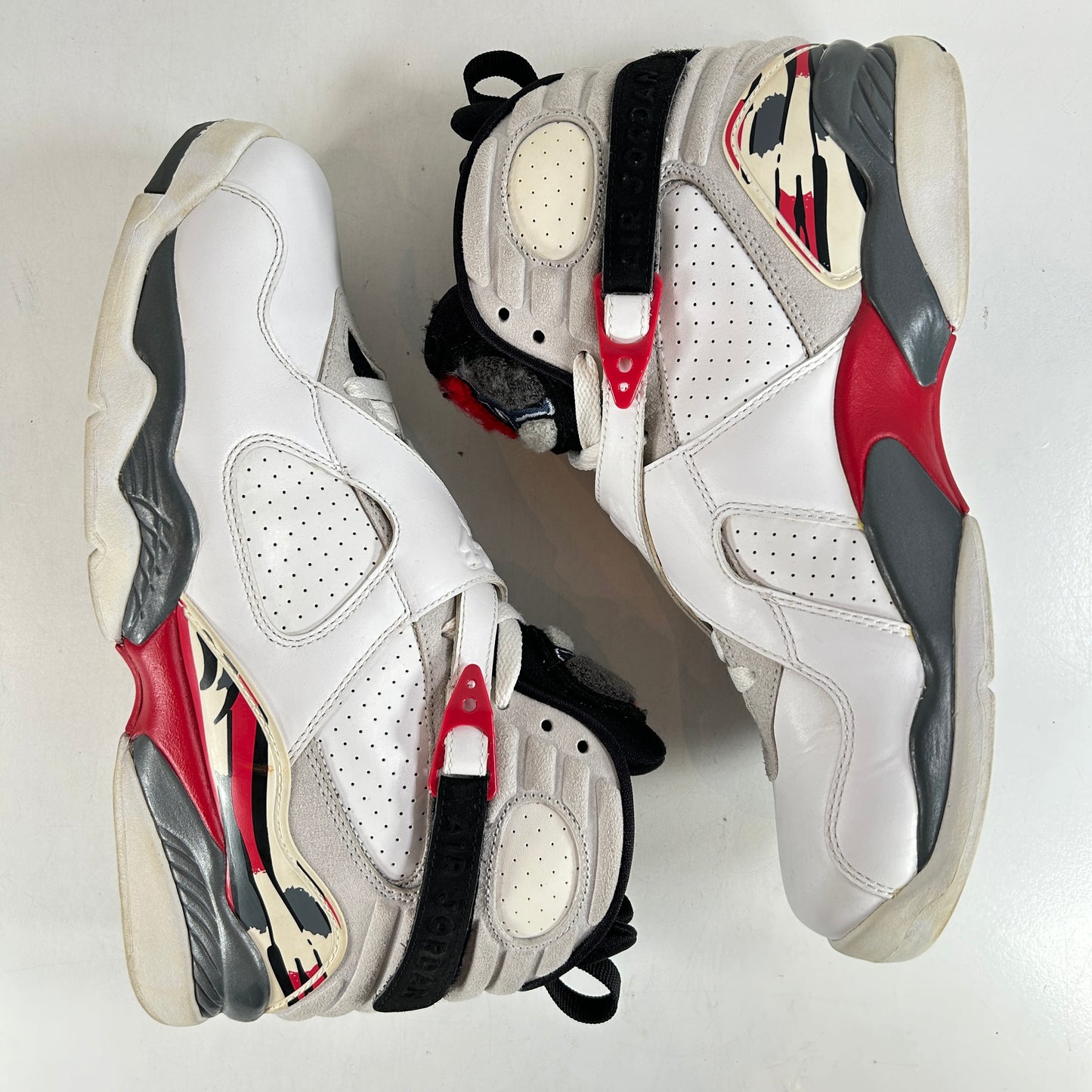 305381 103 Jordan 8 Retro Bugs Bunny (2013) [USED] - 10.5 M (Used)