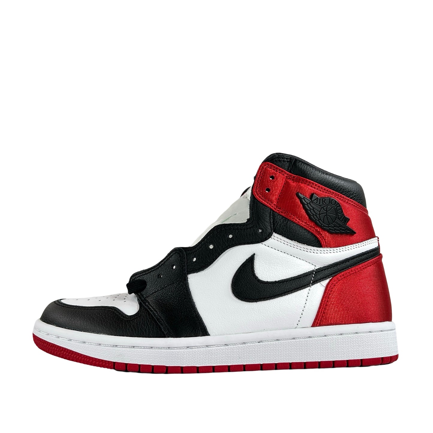 CD0461 016 AJ1 Satin Black Toe [CONDITIONAL] - 9.5 W (Stained Tongue)