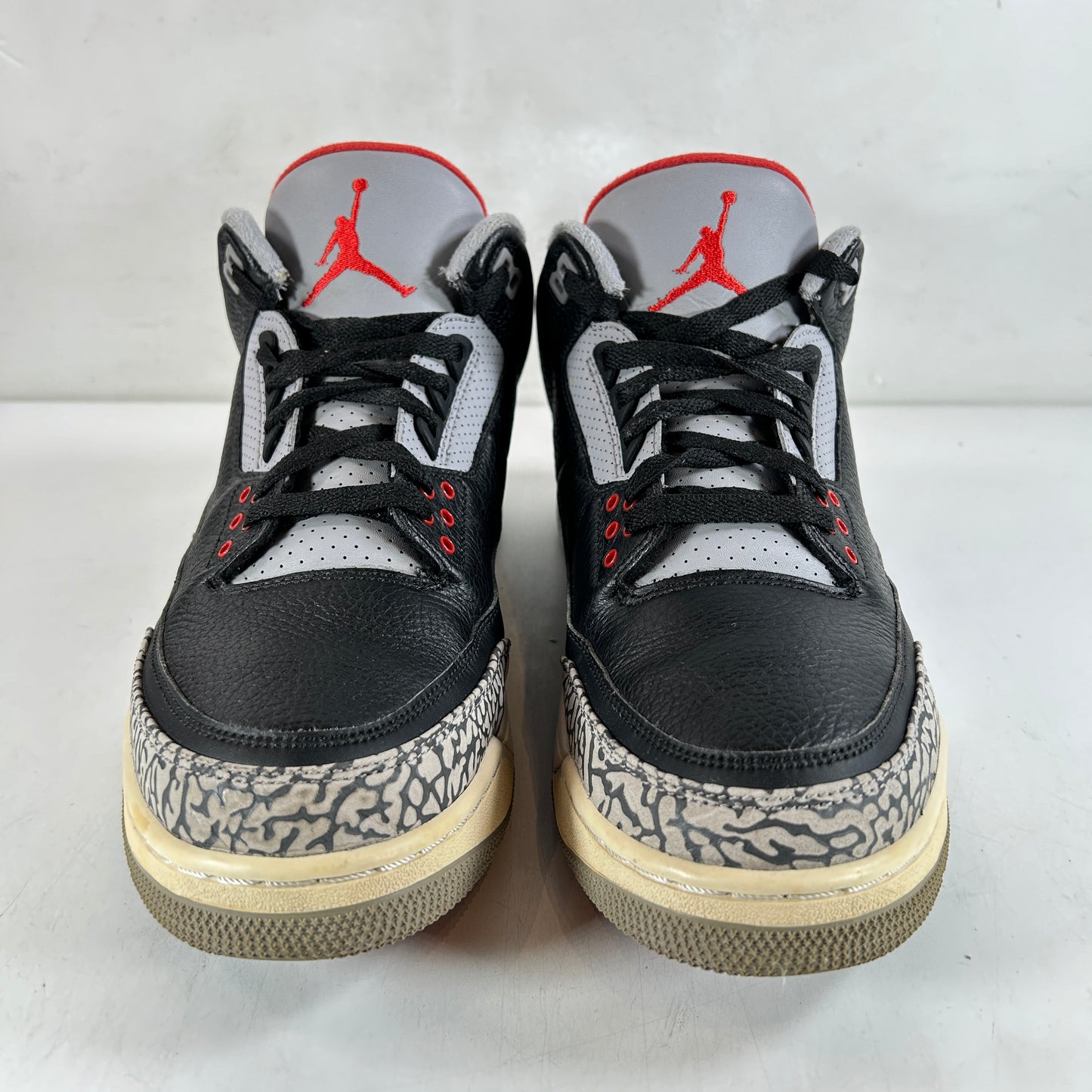 854262 001 Jordan 3 Black Cement 2018 [USED] - 12 M (Used)