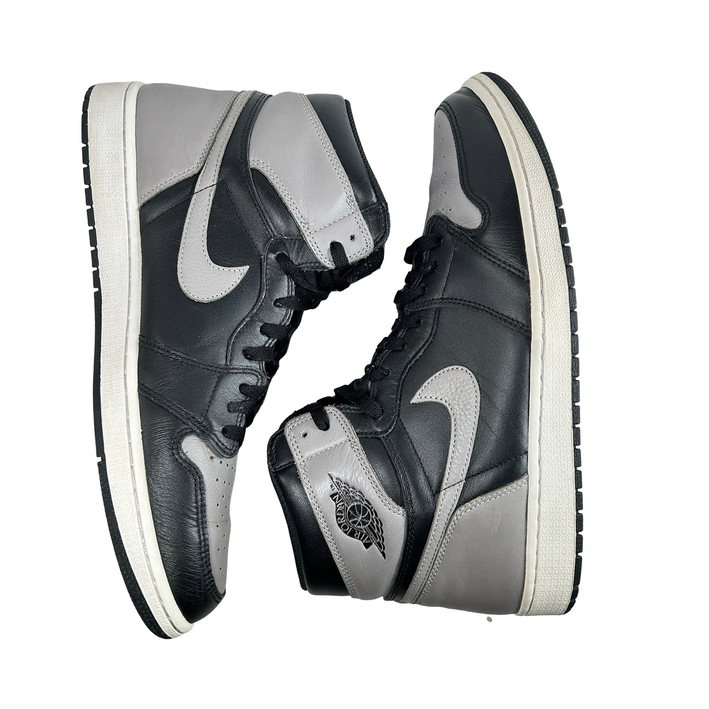 555088 013 Jordan 1 Sombra (2018)