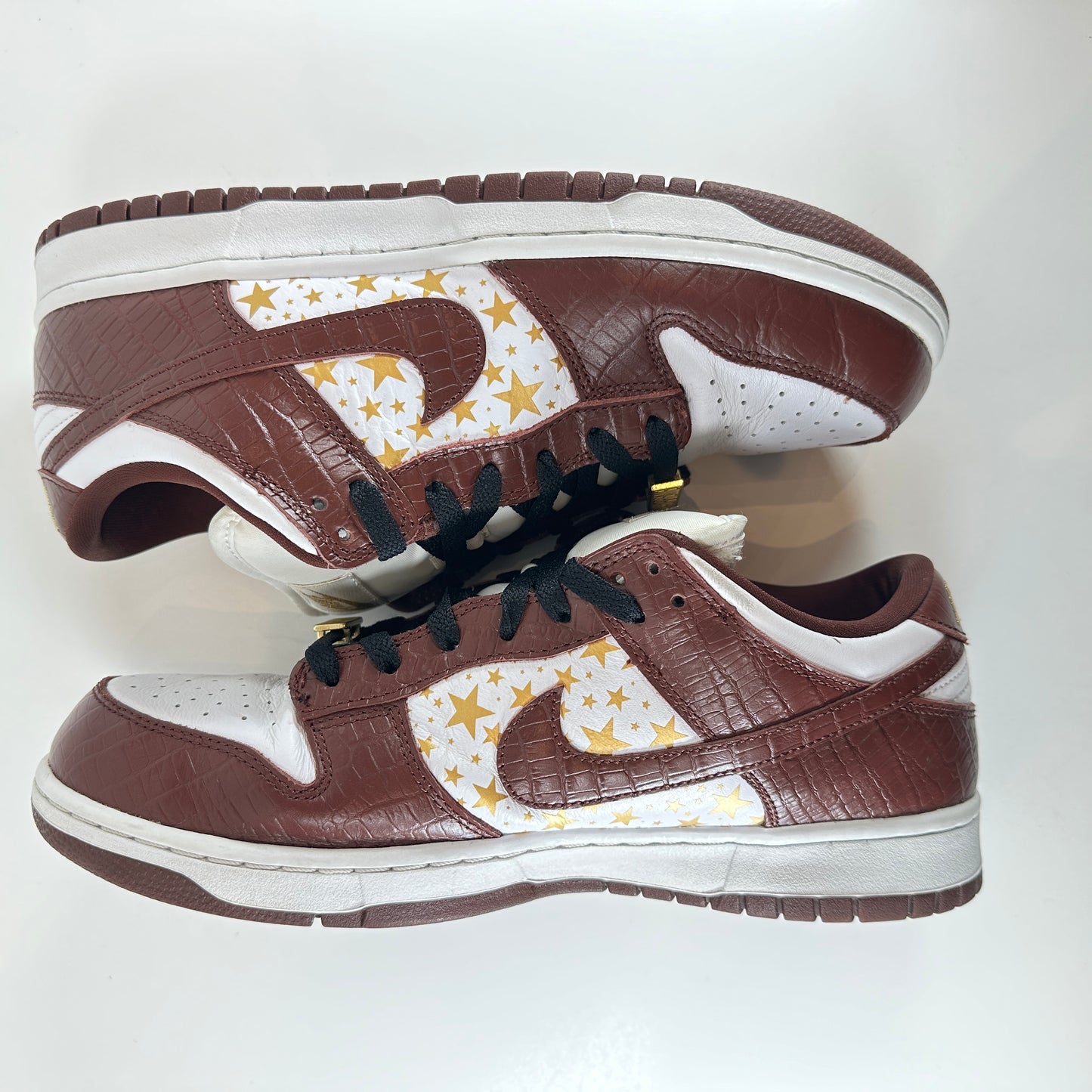 DH3228 103 Supreme Dunk SB Low Brown [USED] - 9 M (Used)