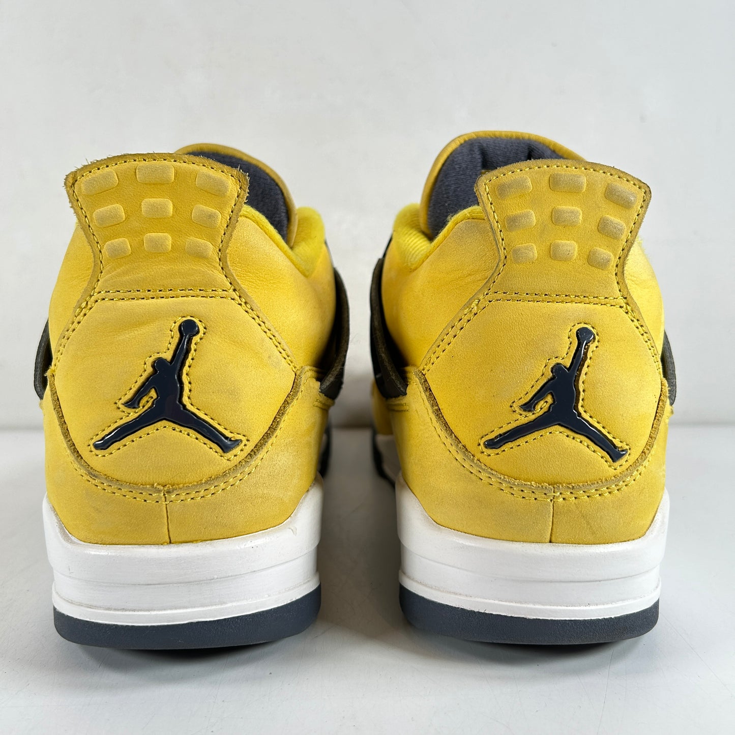 CT8527 700 Jordan 4 Retro Lightning (2021) [USED] - 11 M (Used2)