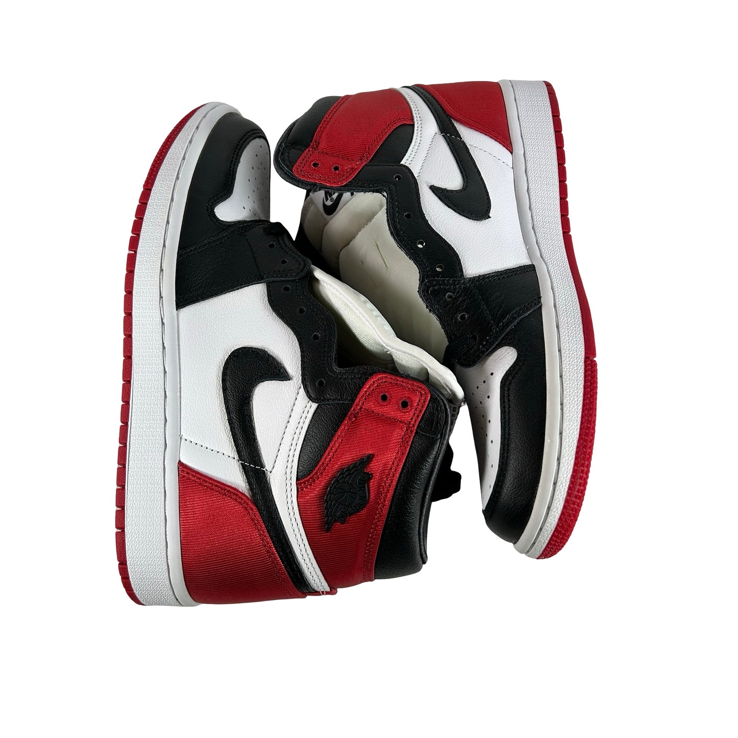 CD0461 016 AJ1 Satin Black Toe [CONDITIONAL] - 8 W (Yellowing2)