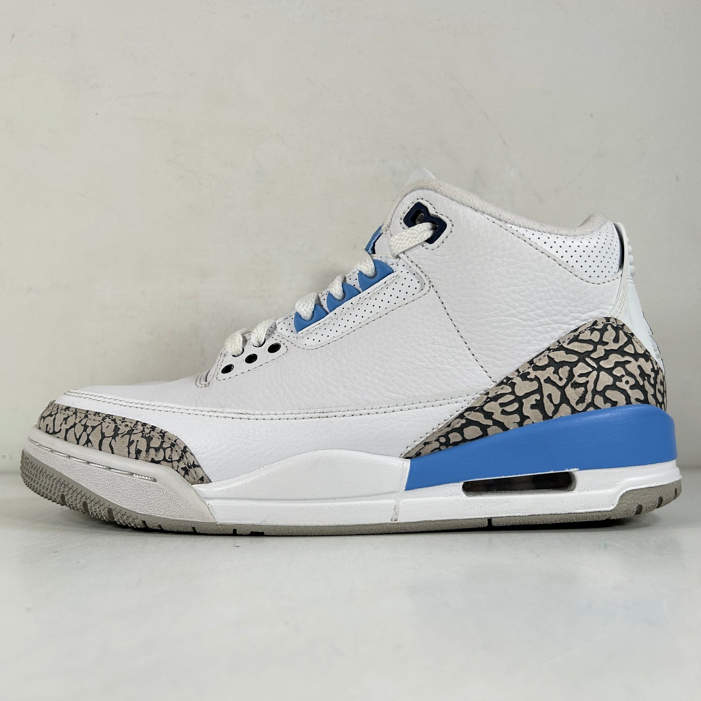 CT8532 104 Jordan 3 Retro UNC (2020) [USED] - 8 M (Used2)