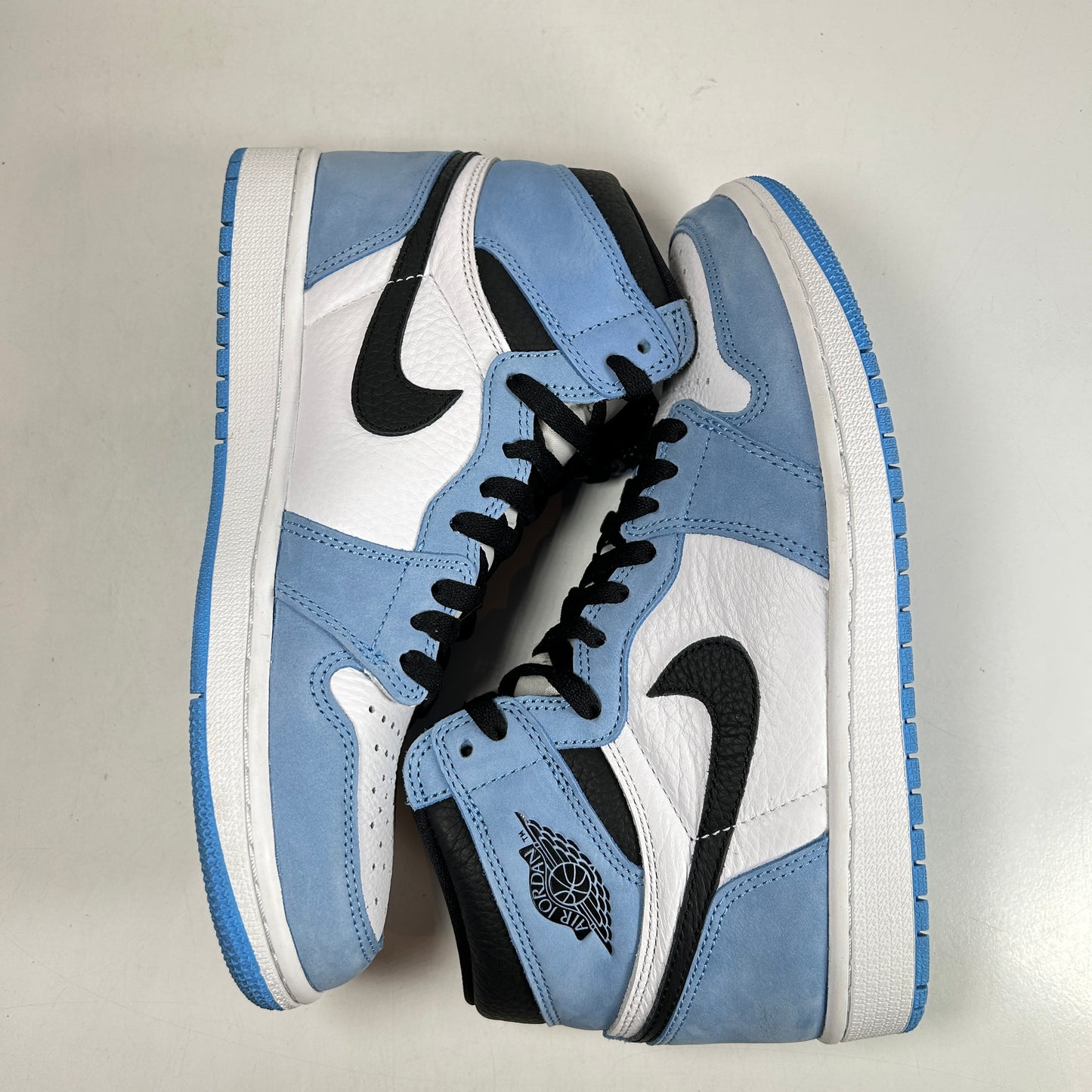 555088 134 Jordan 1 University Blue [USED] - 8.5 M (Used2)