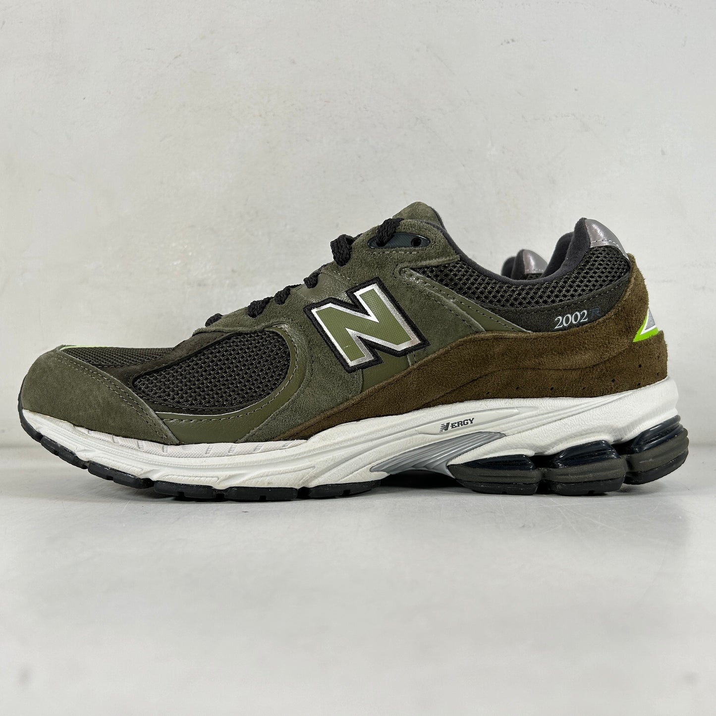 ML2002RG New Balance 2002R Camo Green Nettle Green - 10.5 M (Used)