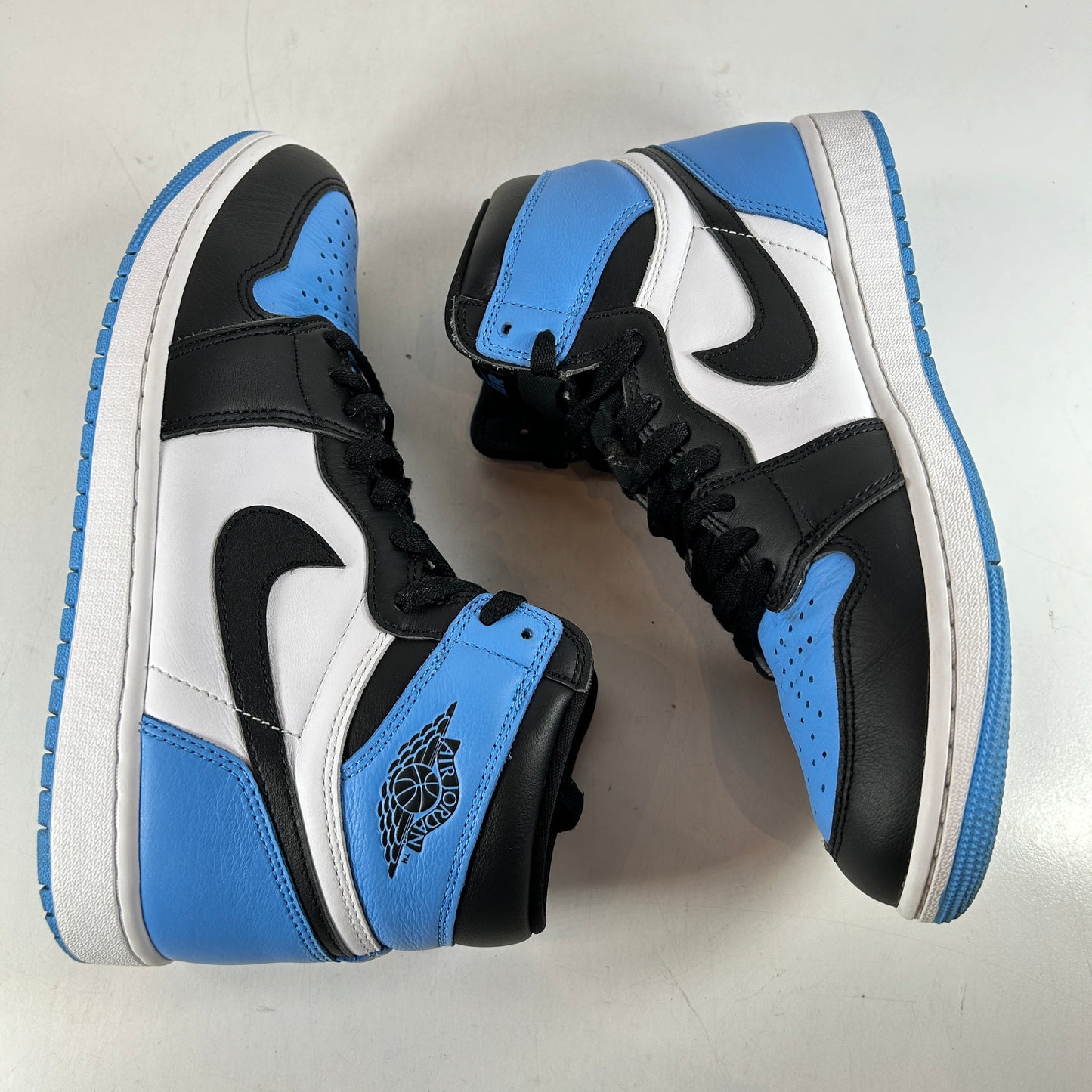 DZ5485 400 Jordan 1 Retro High OG UNC Toe [USED] - 9.5 M (Used2)