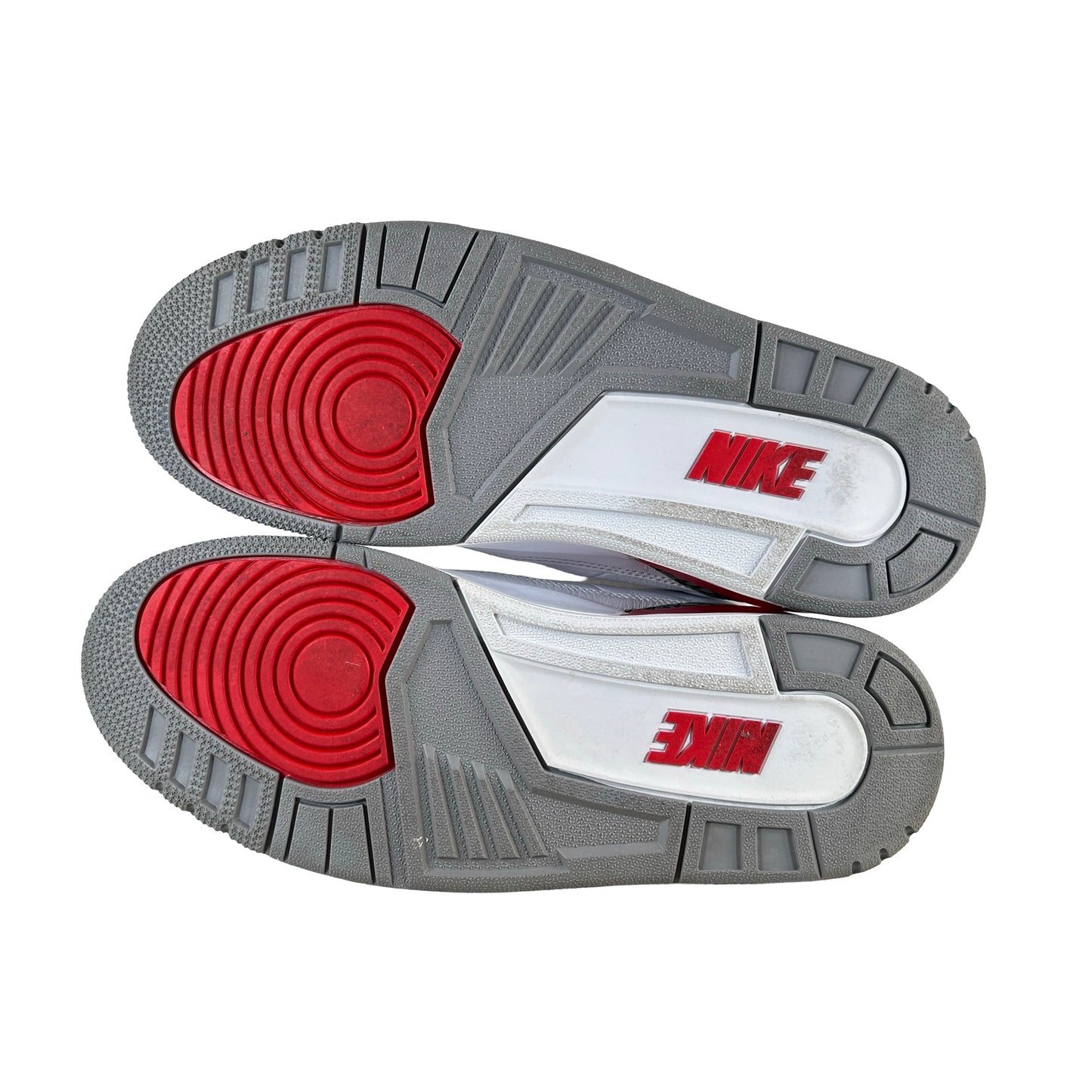 DN3707 160 Jordan 3 Retro Rojo fuego (2022)