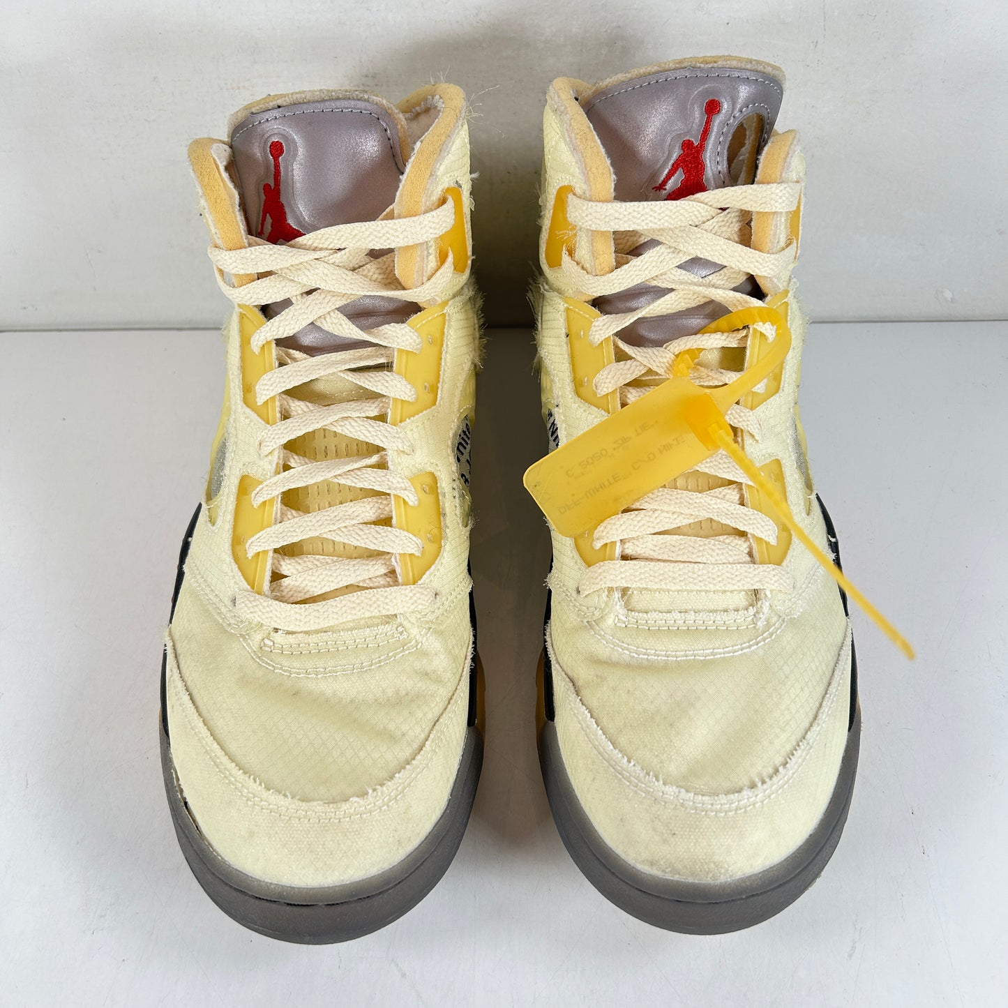 DH8565 100 Jordan 5 Off-Blanco Vela