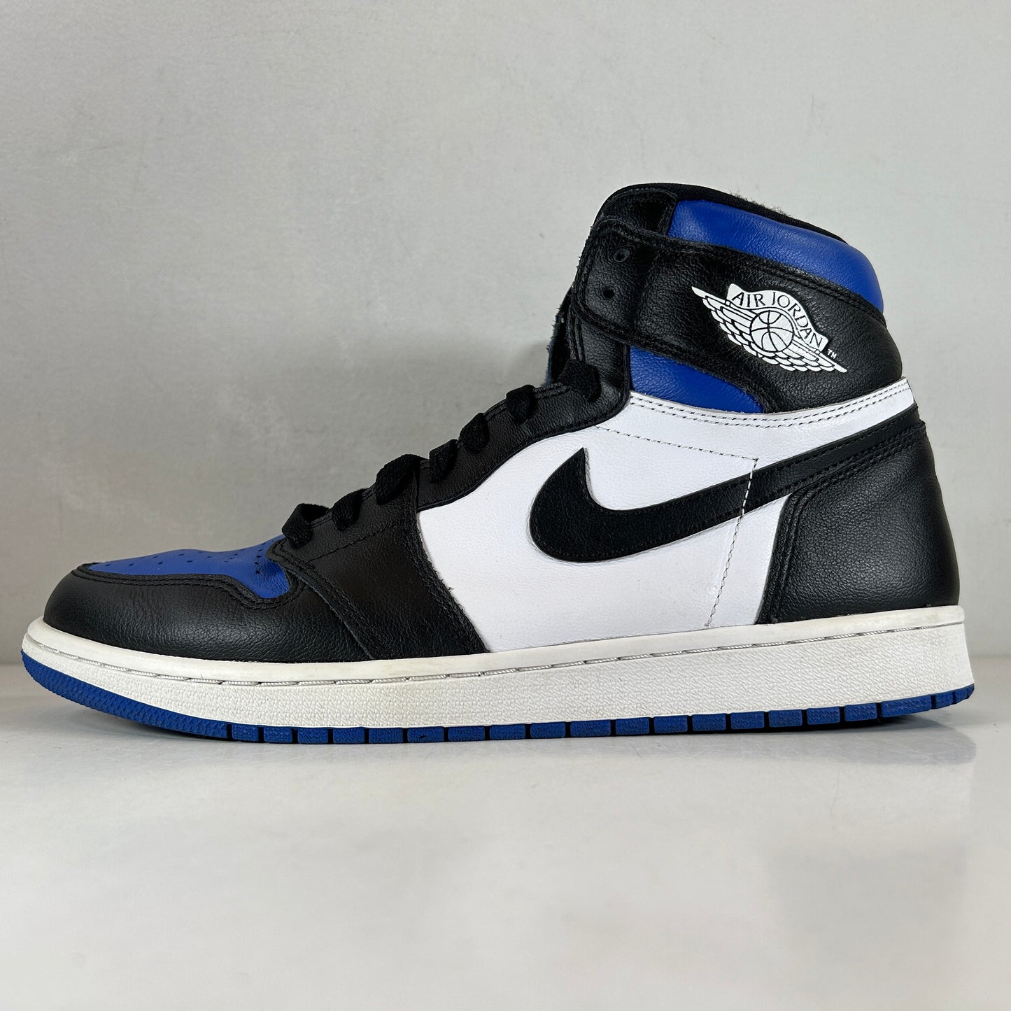 555088 041 Jordan 1 Retro High Royal Toe [USED] - 12.5 M (Used)