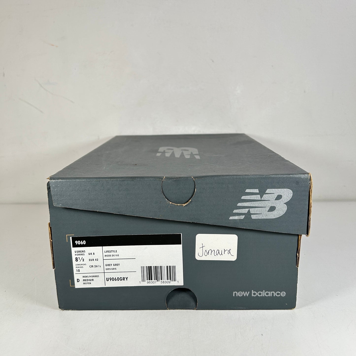 U9060GRY New Balance 9060 Rain Cloud Grey [USED] - 8.5 M (Used)