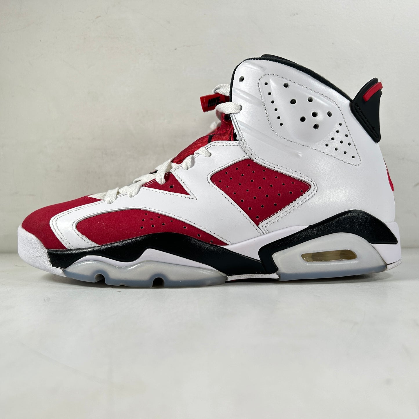 CT8529 106 Jordan 6 Retro Carmín