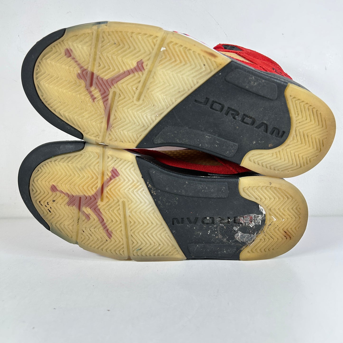 DD0587 600 Jordan 5 Raging Bull Red (2021) [USED] - 8.5 M (Used) (Replace Box)