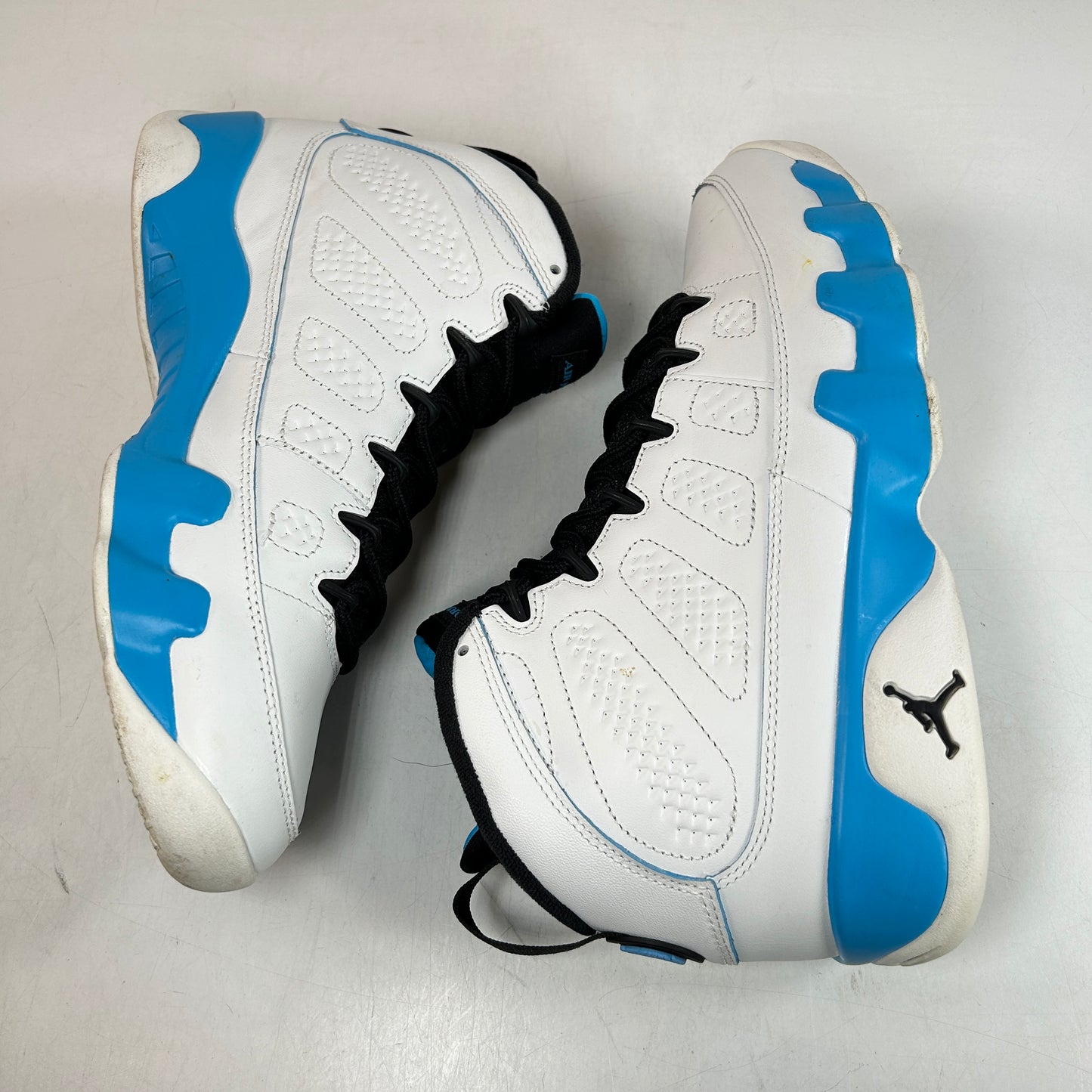 FQ8992 101 Jordan 9 Retro Powder Blue (2024) [USED] - 9.5 M (Used) (Replace Box)