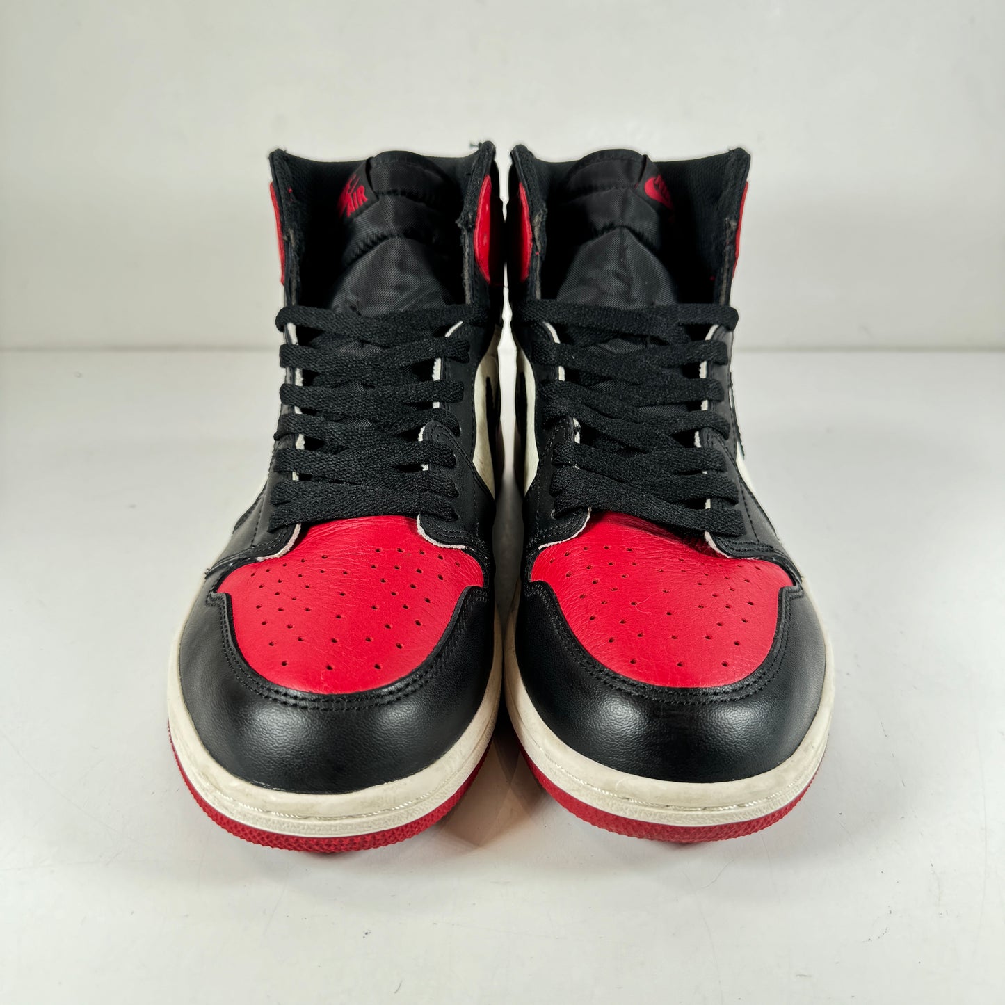 555088 610 Jordan 1 Bred Toe [USED] - 10 M (Used) (No Box)