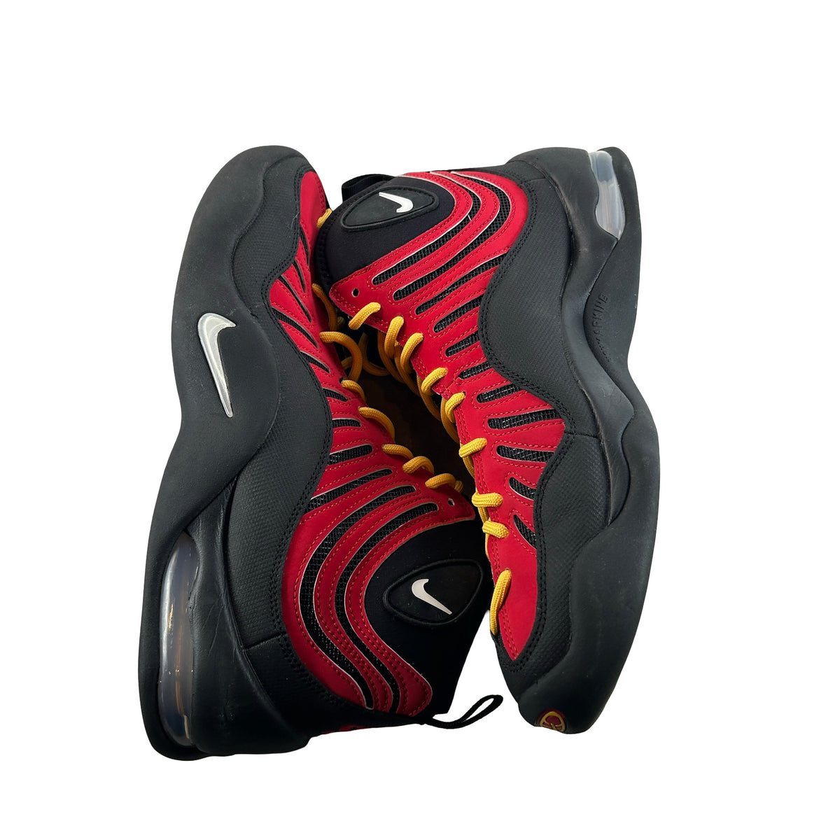 IQ5365 600 Nike Air Bakin OG (2026) [USED] - 11 M (Used)