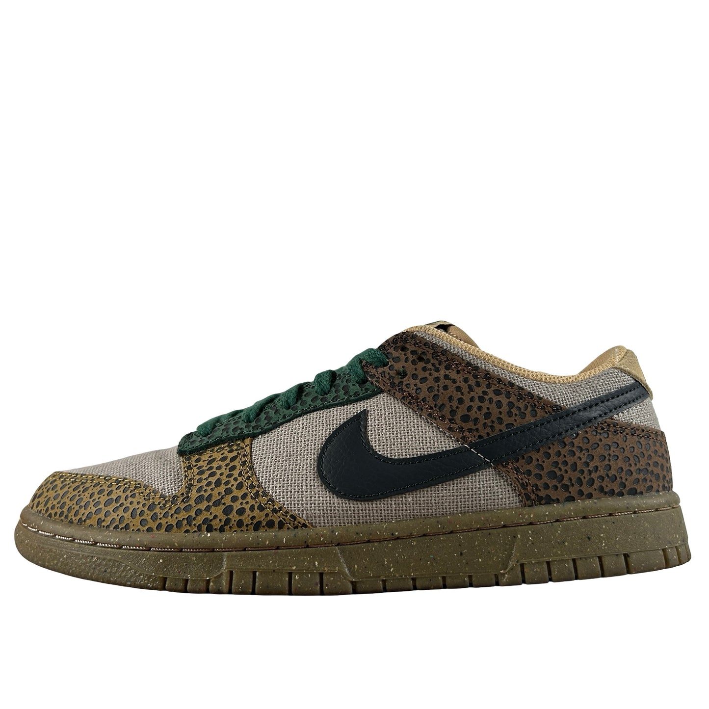 DX2654 200 Nike Dunk Low Safari Golden Moss [USED] - 8.5 M (Used)