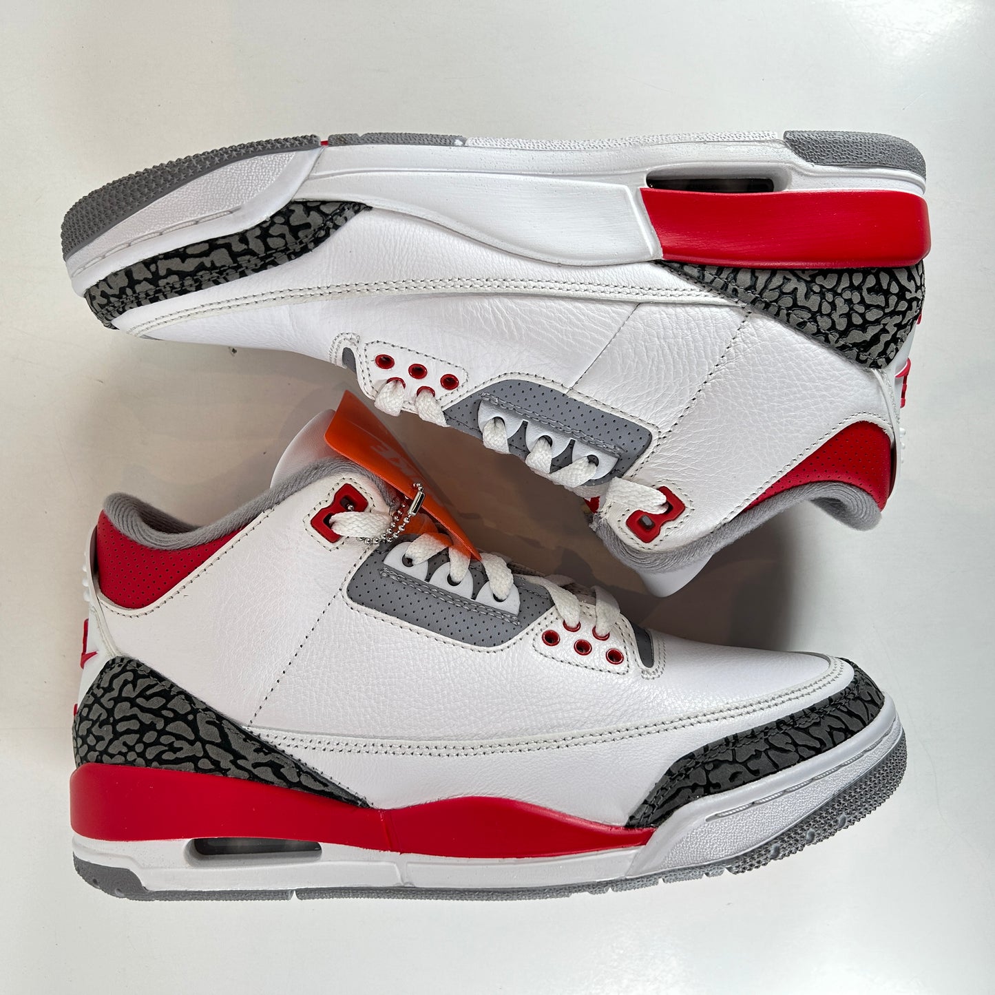 DN3707 160 Jordan 3 Retro Fire Red (2022) [USED] - 8 M