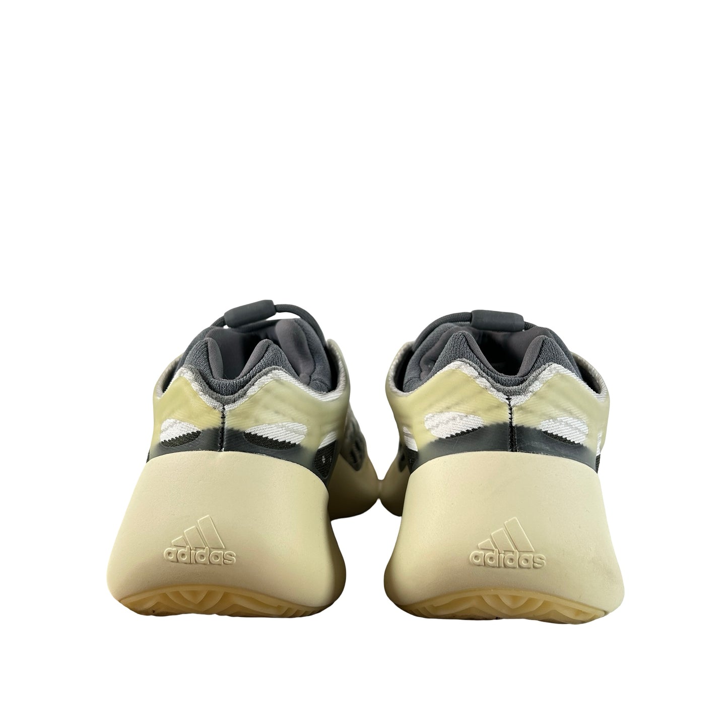 ID1674 adidas Yeezy 700 V3 Fade Salt [USED] - 10 M (Used)
