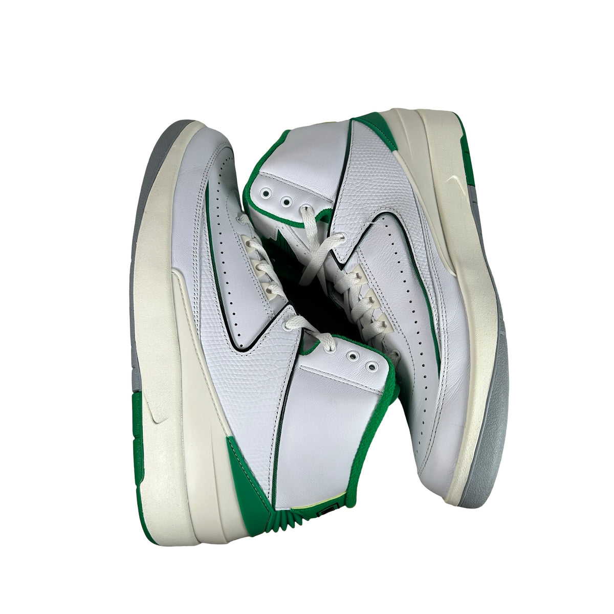 DR8884 103 Jordan 2 Retro Lucky Green - 9.5 M (Used3)