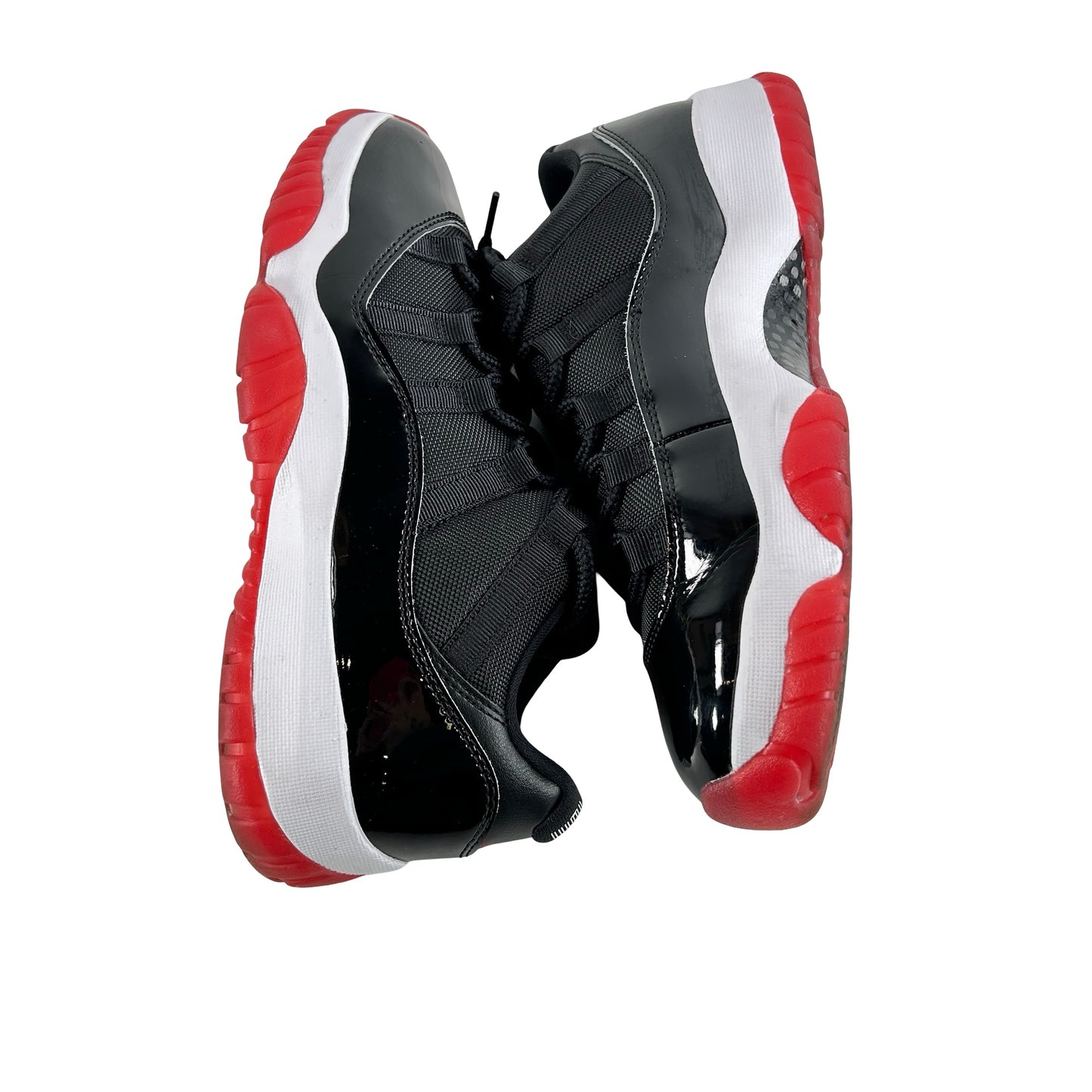 FV5104 006 Jordan 11 Retro Low Bred (2025) - 9 M (Used)