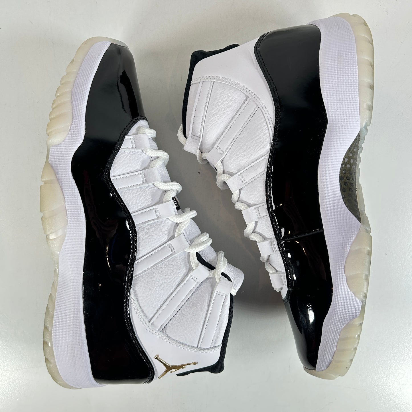 CT8012 170 Jordan 11 Retro DMP Defining Moments (2023) [USED] - 10.5 M (Used2)