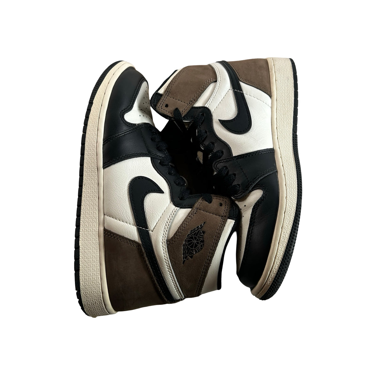 575441 105 Jordan 1 Mocha (GS) [USED] - 6.5 Y (Used3)