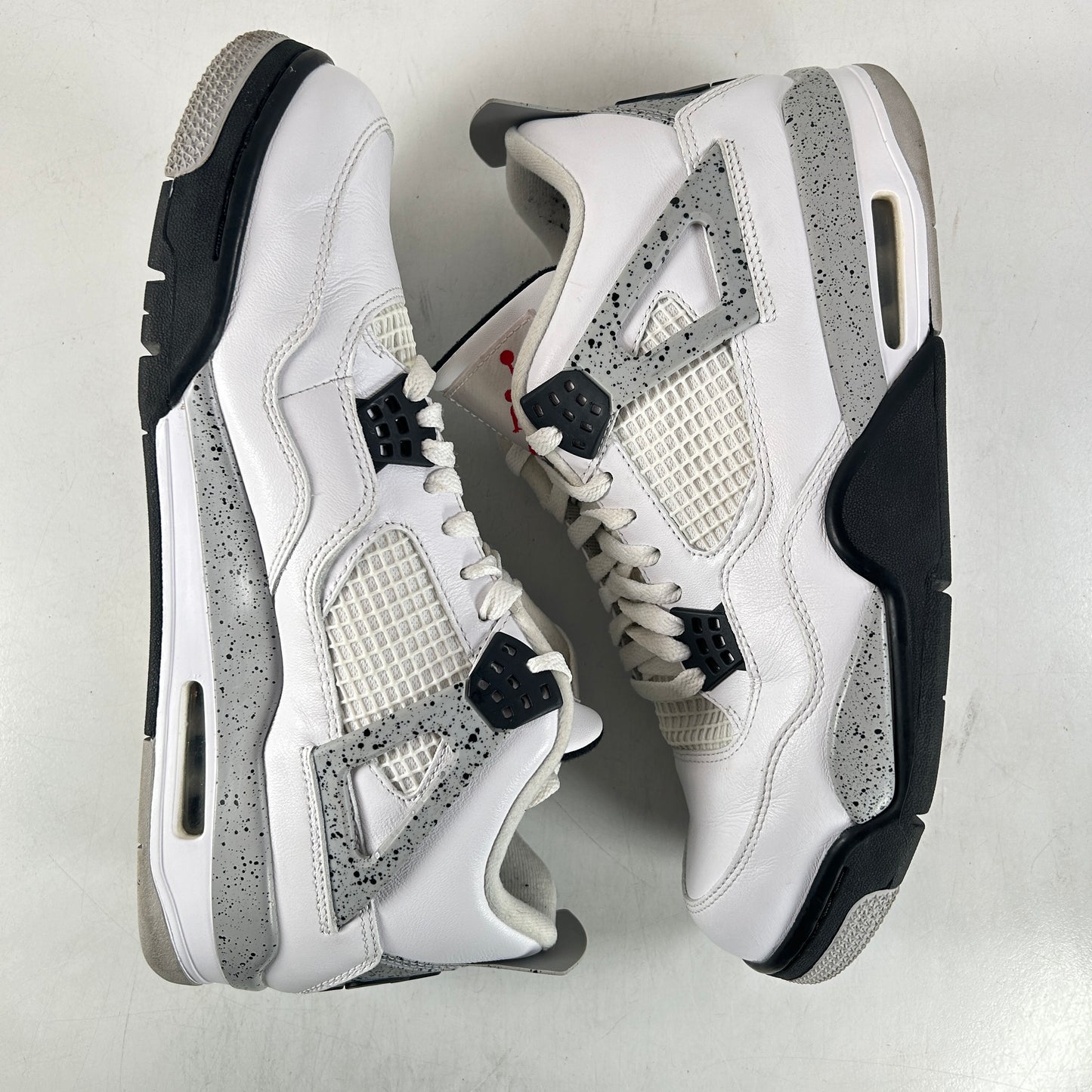 840606 192 Jordan 4 White Cement [USED] - 11.5 M (Used) (No Box)