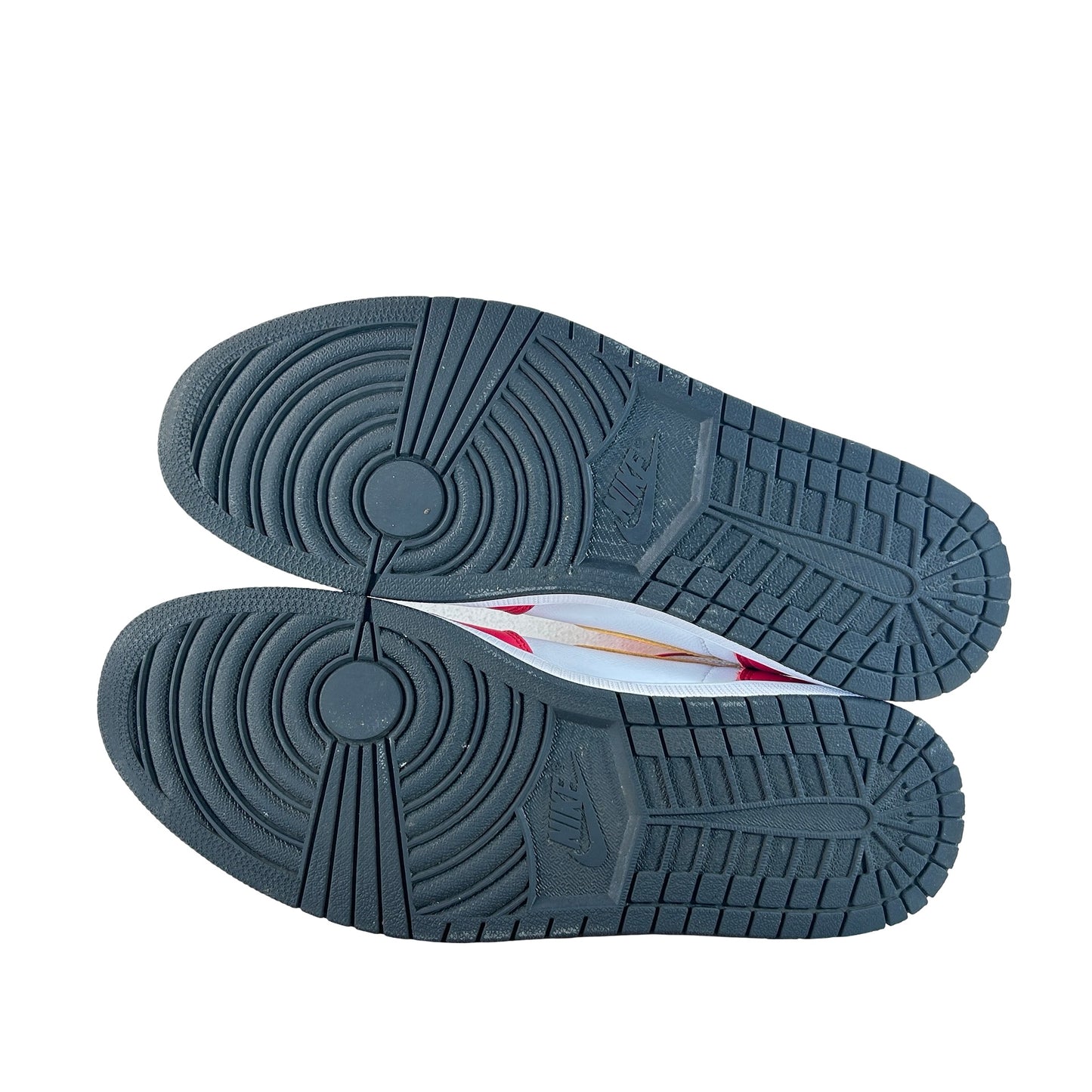 555088 603 Jordan 1 Retro High OG Light Fusion Red [USED] - 13 M (Used)