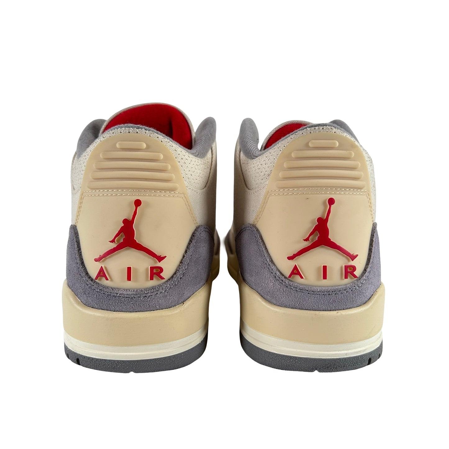 DH7139 100 Jordan 3 Retro Muslin [USED] - 9.5 M (Used2)