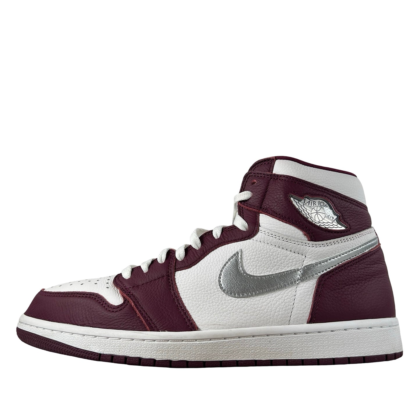 555088 611 Jordan 1 Retro High OG Burdeos 11 DS