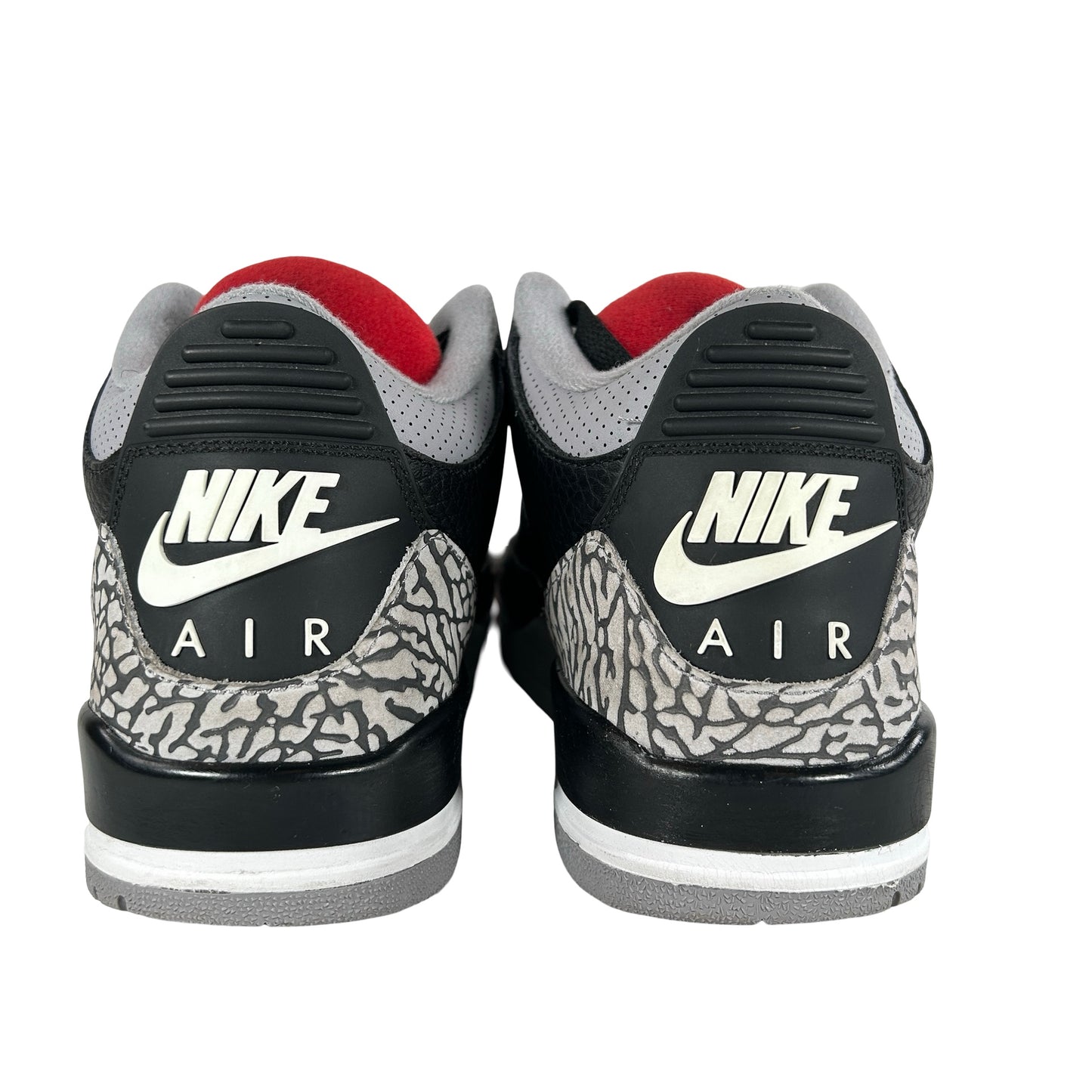 854262 001 Jordan 3 Black Cement 2018 [USED] - 8 M (Used7)