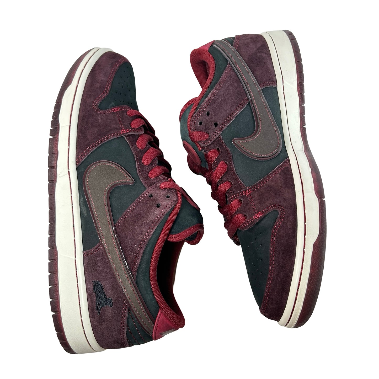 FZ1289 200 Nike SB Dunk Low Riot Skateshop [USED] - 9.5 M (Used)