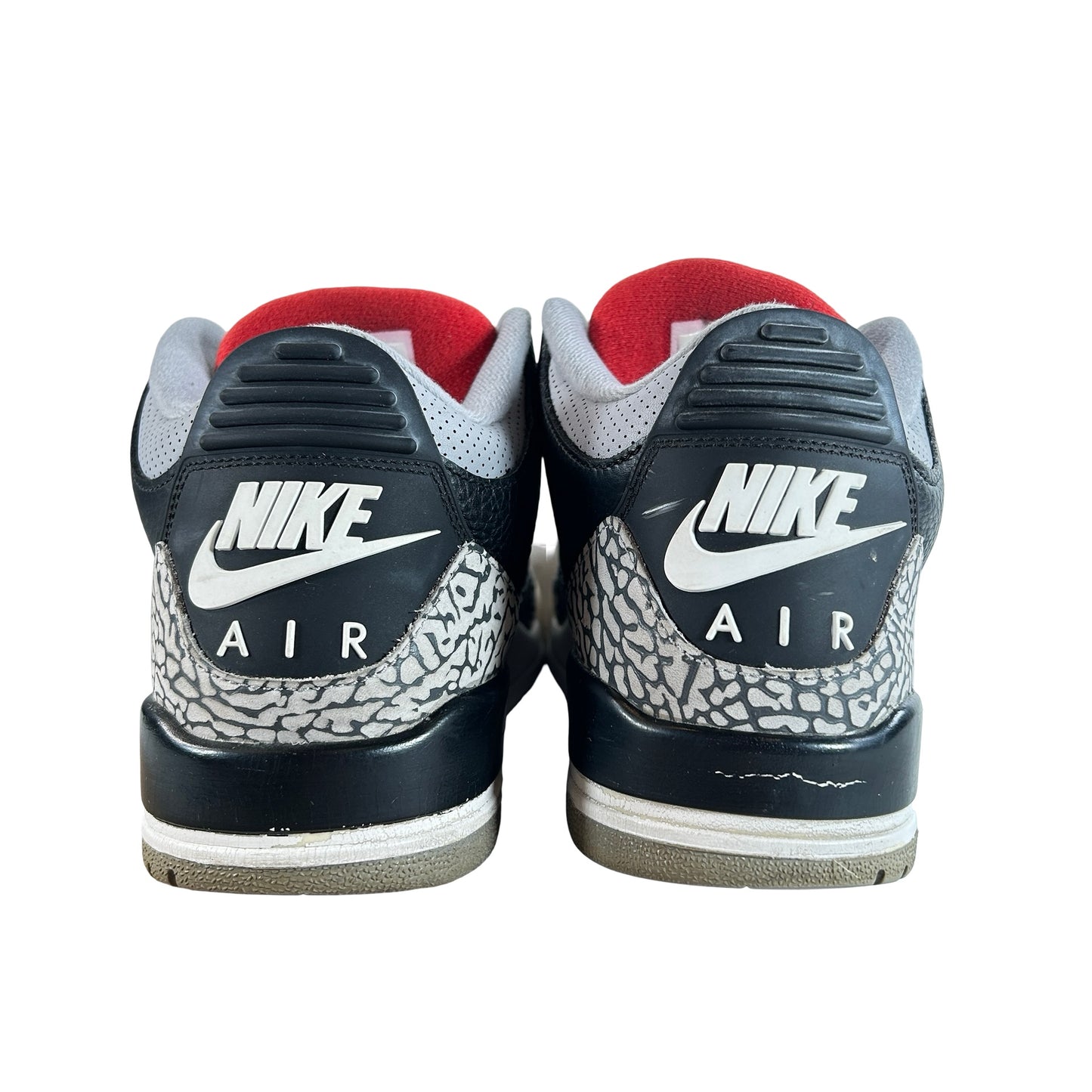 854262 001 Jordan 3 Retro Black Cement (2018) [USED] - 9.5 M (Used11)