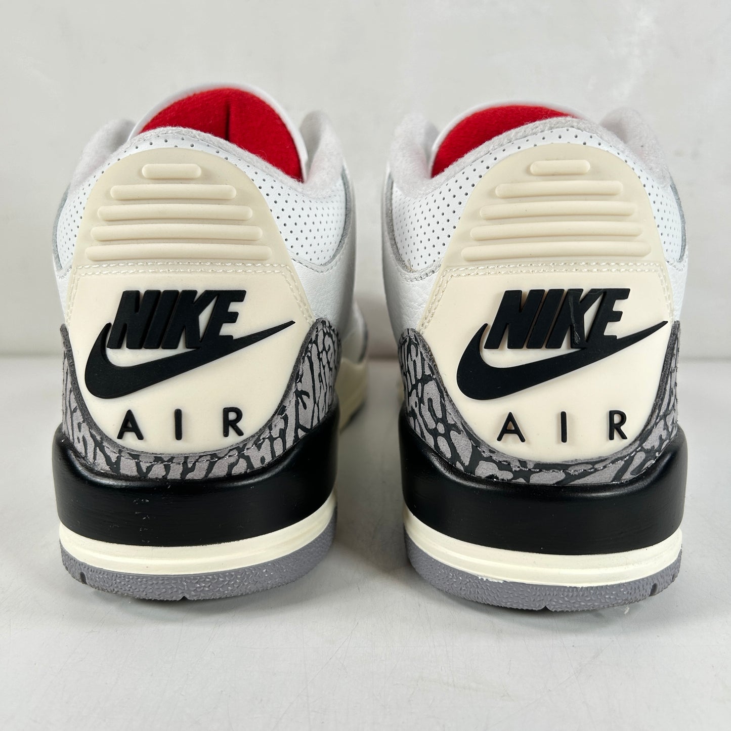 DN3707 100 Jordan 3 Retro White Cement Reimagined [USED] - 9 M (Used7)