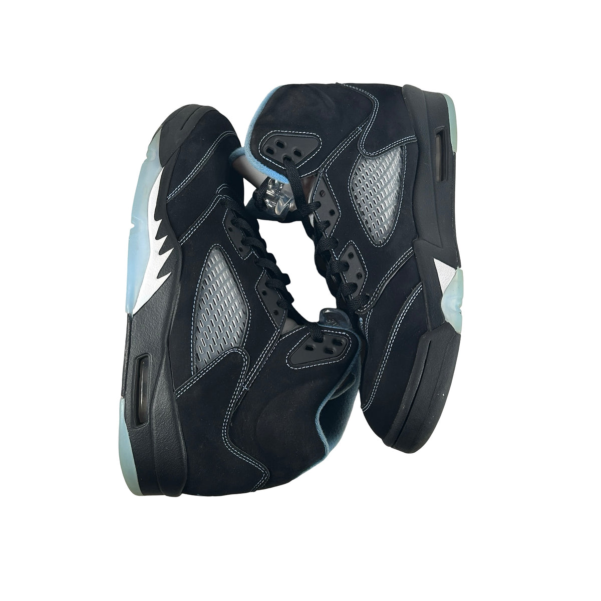 DD0587 008 Jordan 5 Retro Black University Blue (2026) [USED] - 10 M (Used5)