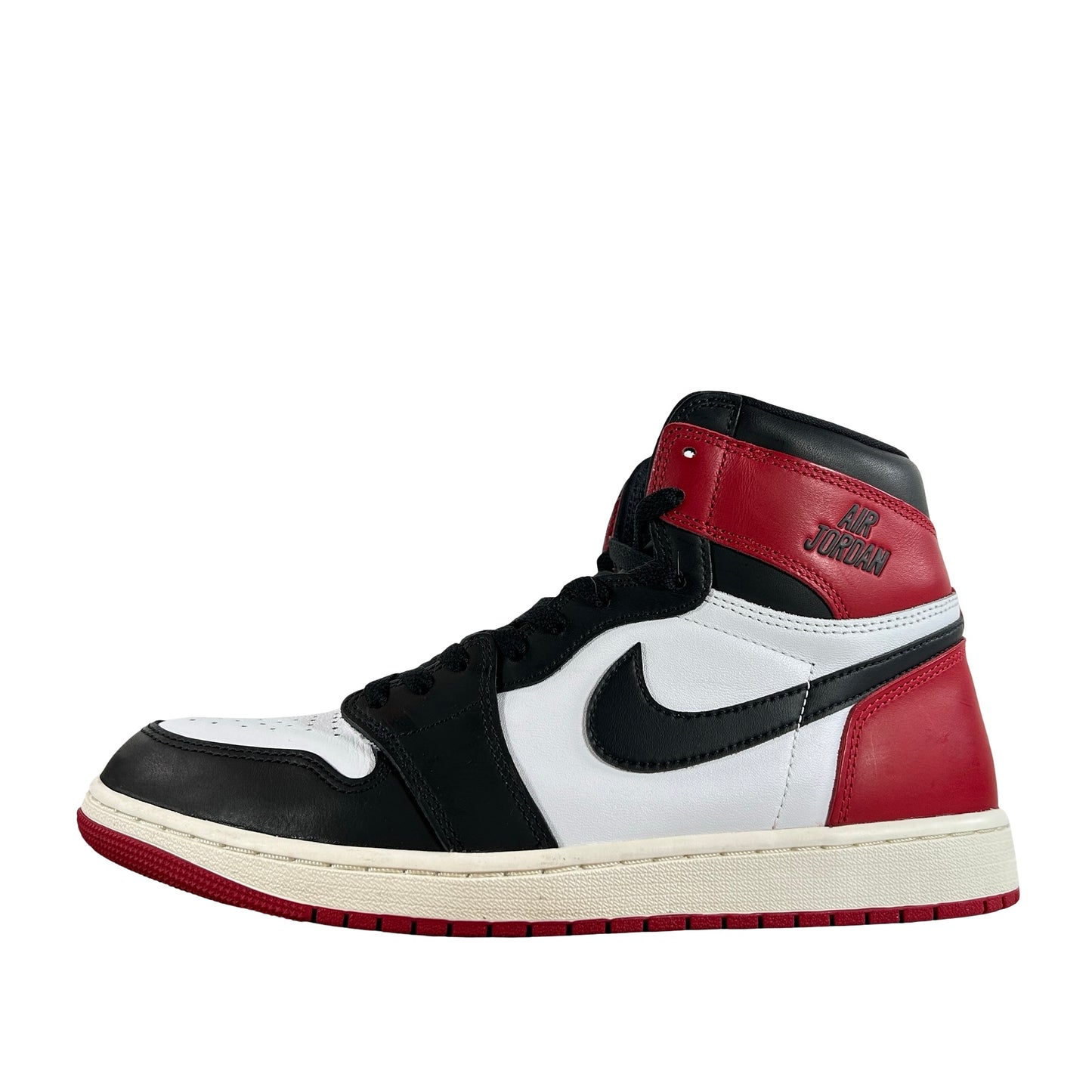 DZ5485 106 Jordan 1 Retro High OG Black Toe Reimagined [USED] - 11 M (Used12)