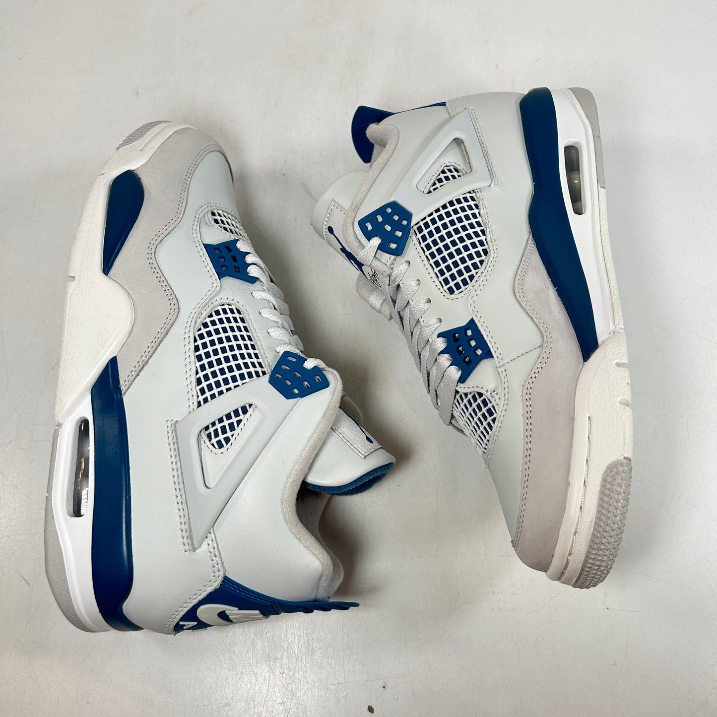 FV5029 141 Jordan 4 Retro Military Blue (2024) [USED] - 8.5 M (Used2)