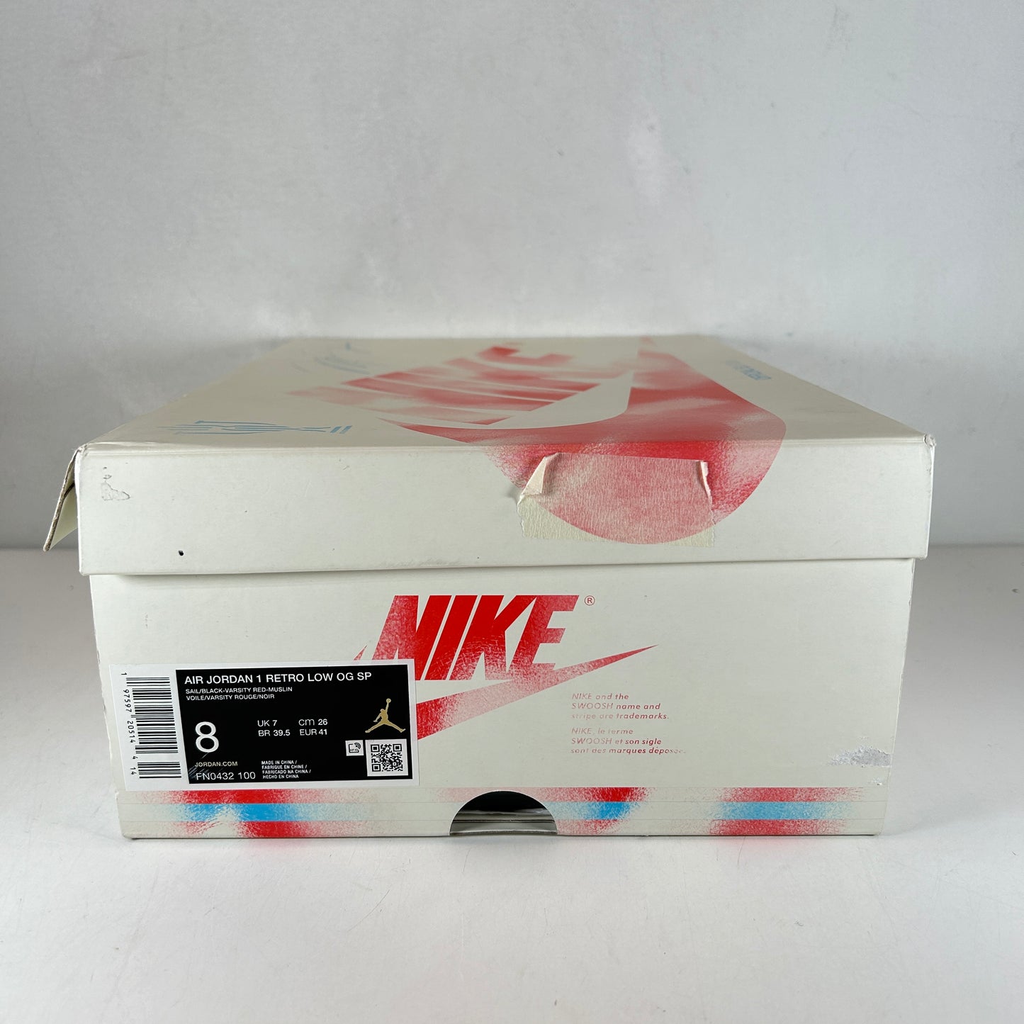 FN0432 100 Jordan 1 Retro Low OG Trophy Room Away [USED] - 8 M (Used)