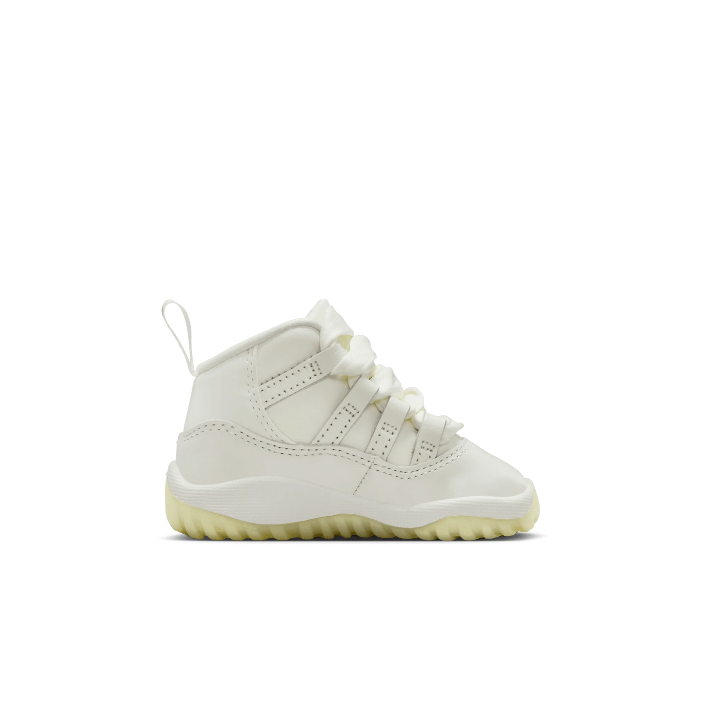 DO3856 110 Air Jordan 11 Retro Pearl (TD)