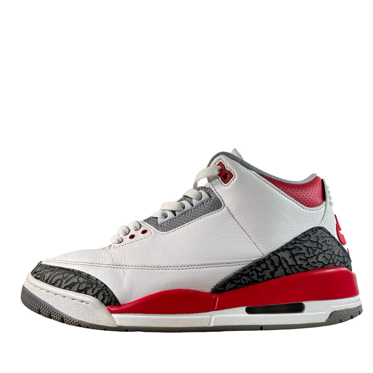 DN3707 160 Jordan 3 Retro Fire Red (2022) [USED] - 10.5 M (Used11)