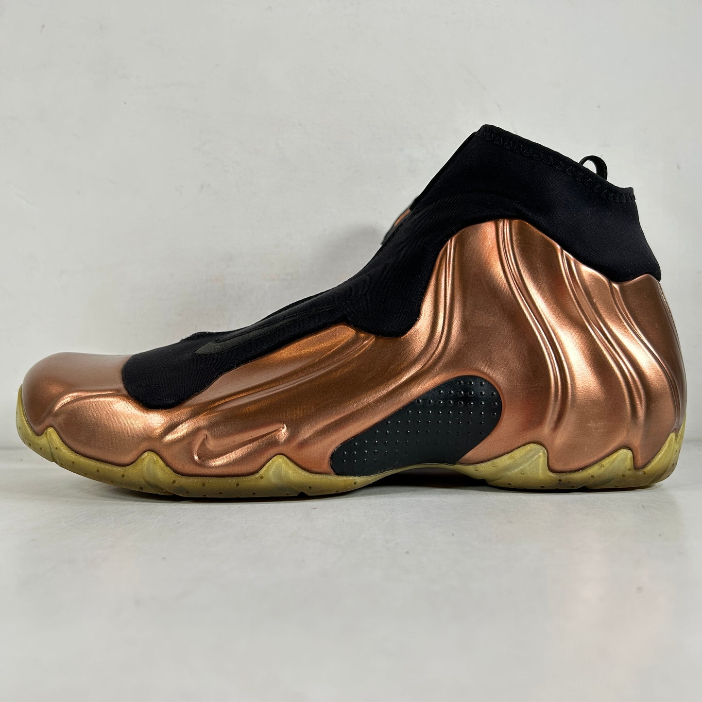 658109 800 Nike Air Flightposite Copper (2014) [USED] - 11.5 M (Used) (No Box)