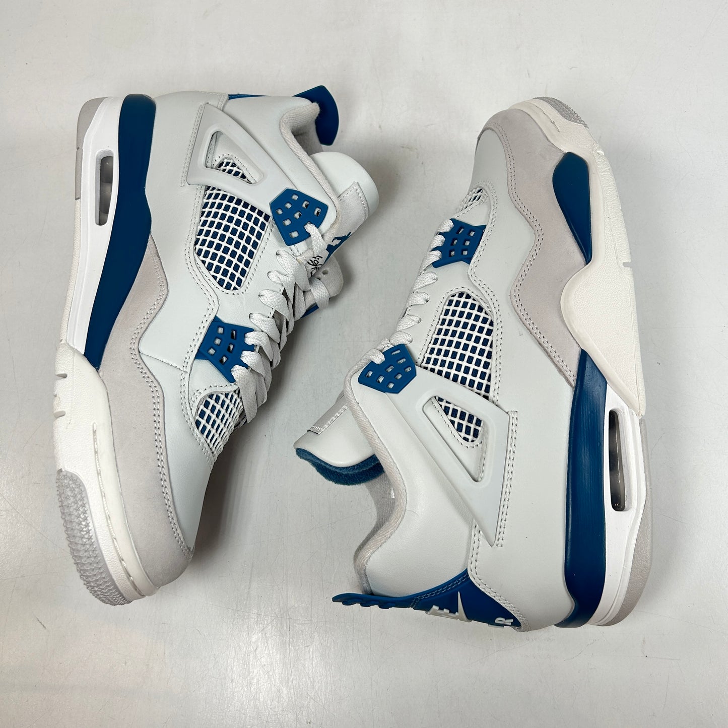 FV5029 141 Jordan 4 Retro Military Blue (2024) [USED] - 8.5 M (Used2)