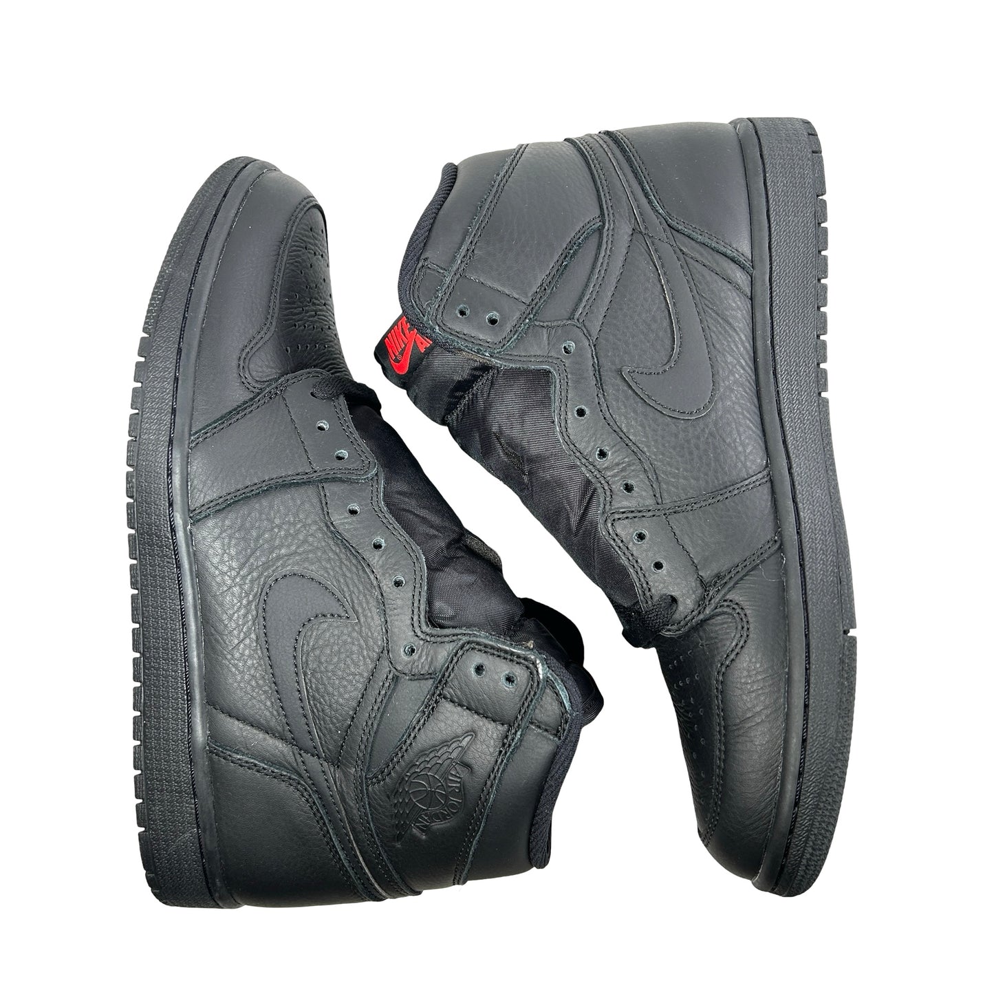 555088 022 Jordan 1 Retro High OG Black [USED] - 10 M (Used)
